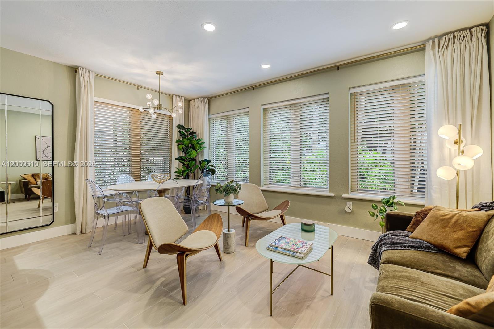 1018 Meridian Ave # 2