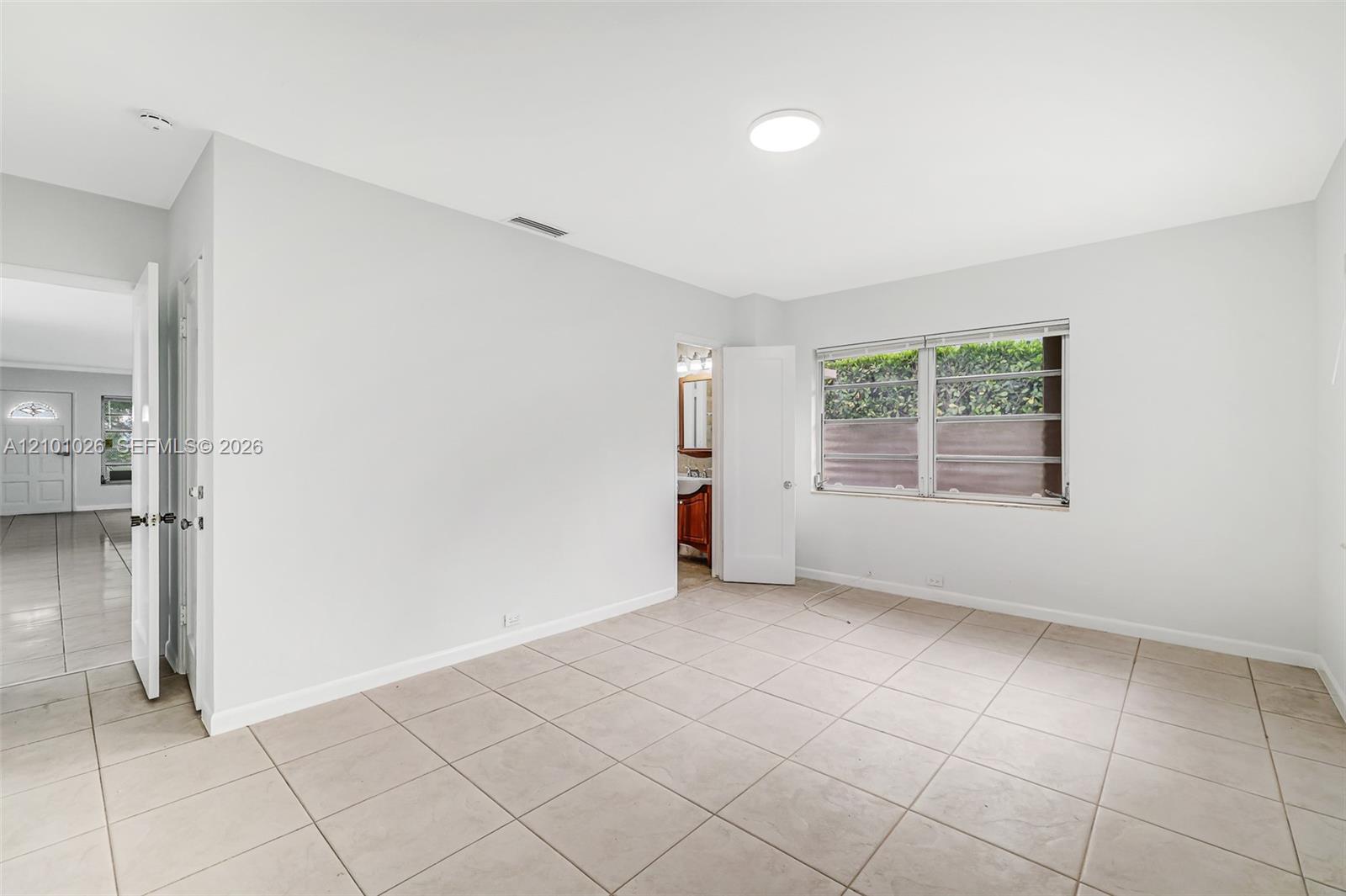 590 W 50th St