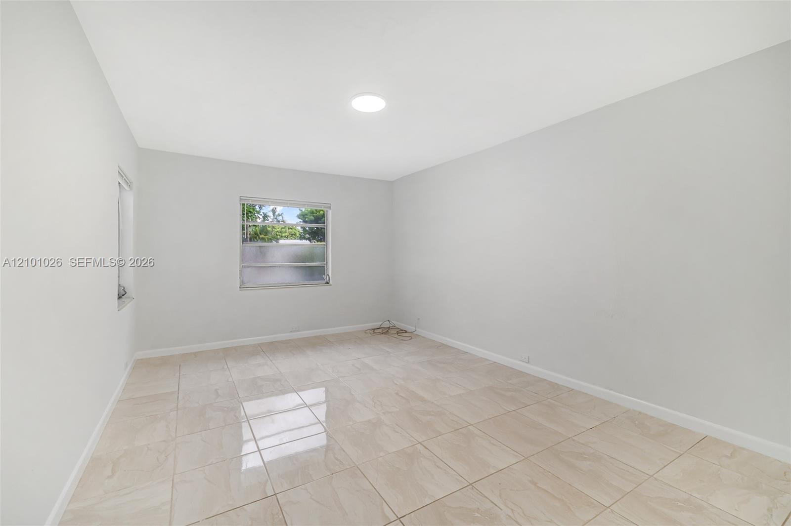 590 W 50th St