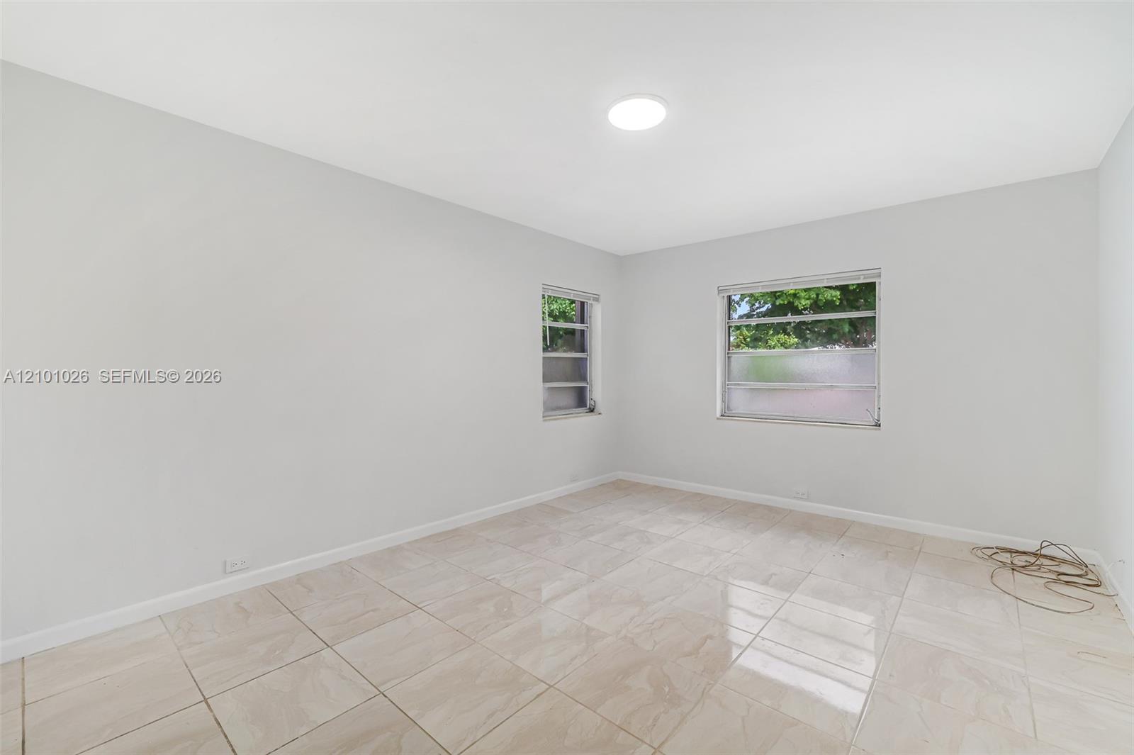 590 W 50th St