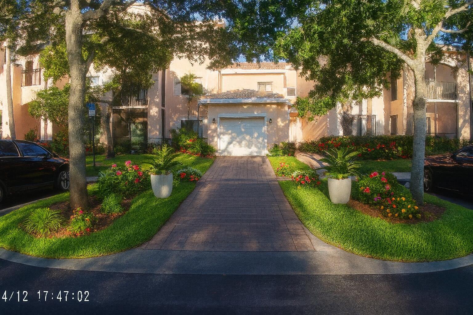 2807 Veronia Drive 106