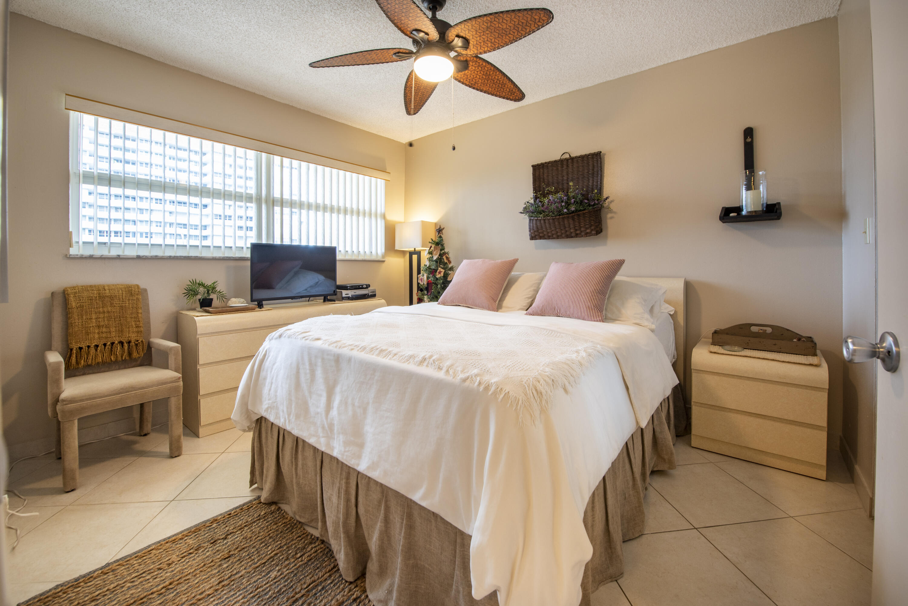 1391 S Ocean Boulevard 308