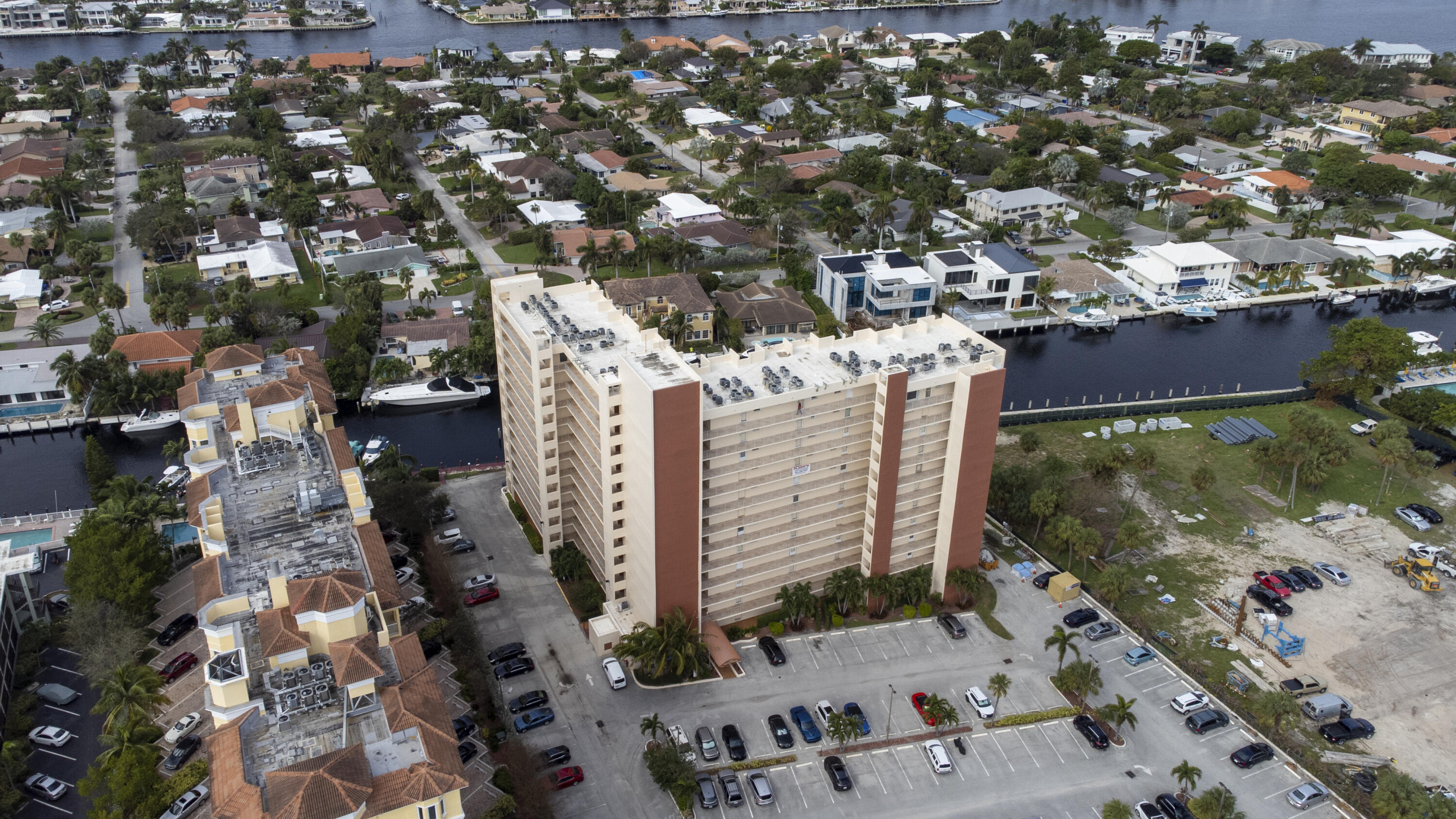 1391 S Ocean Boulevard 308