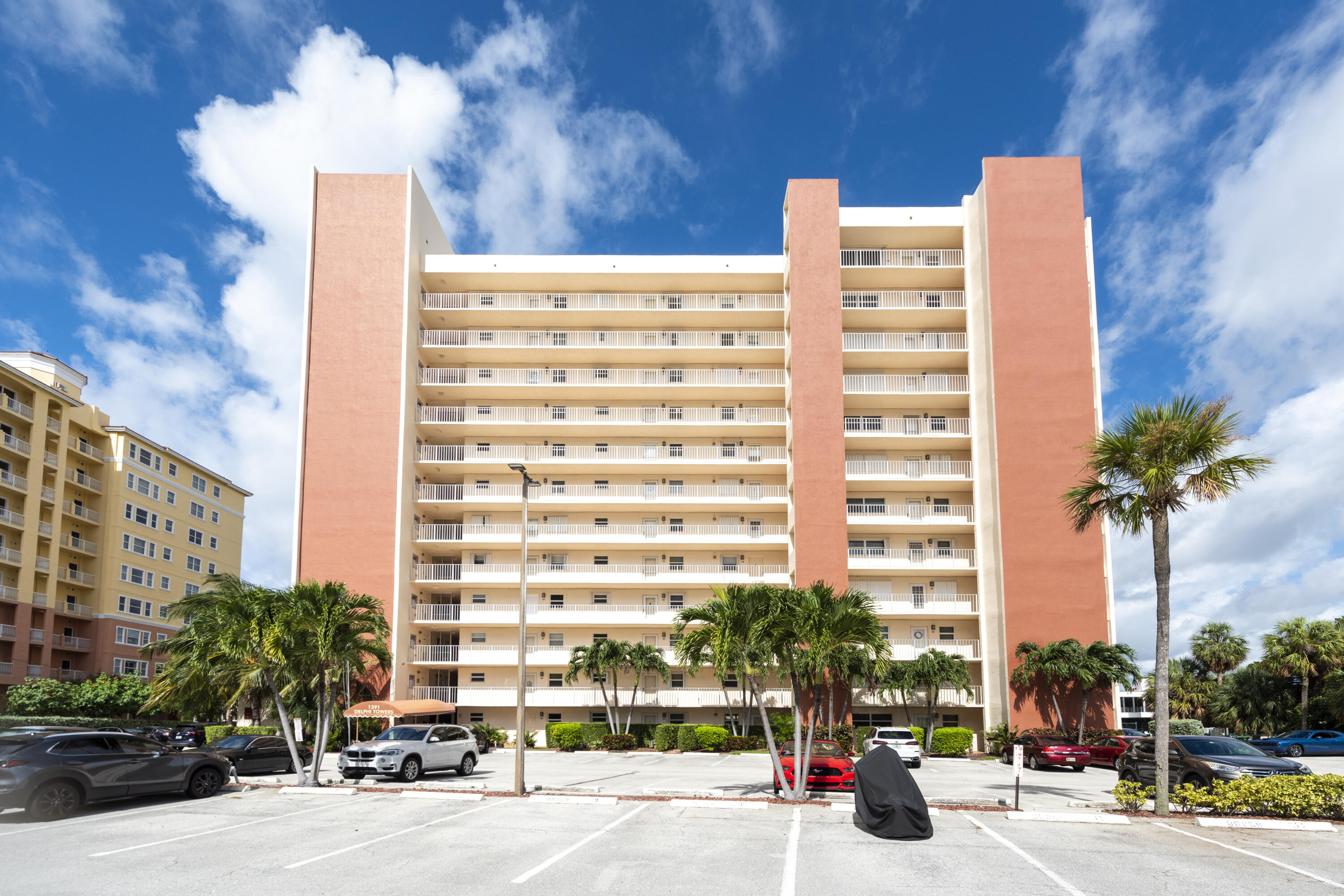 1391 S Ocean Boulevard 302