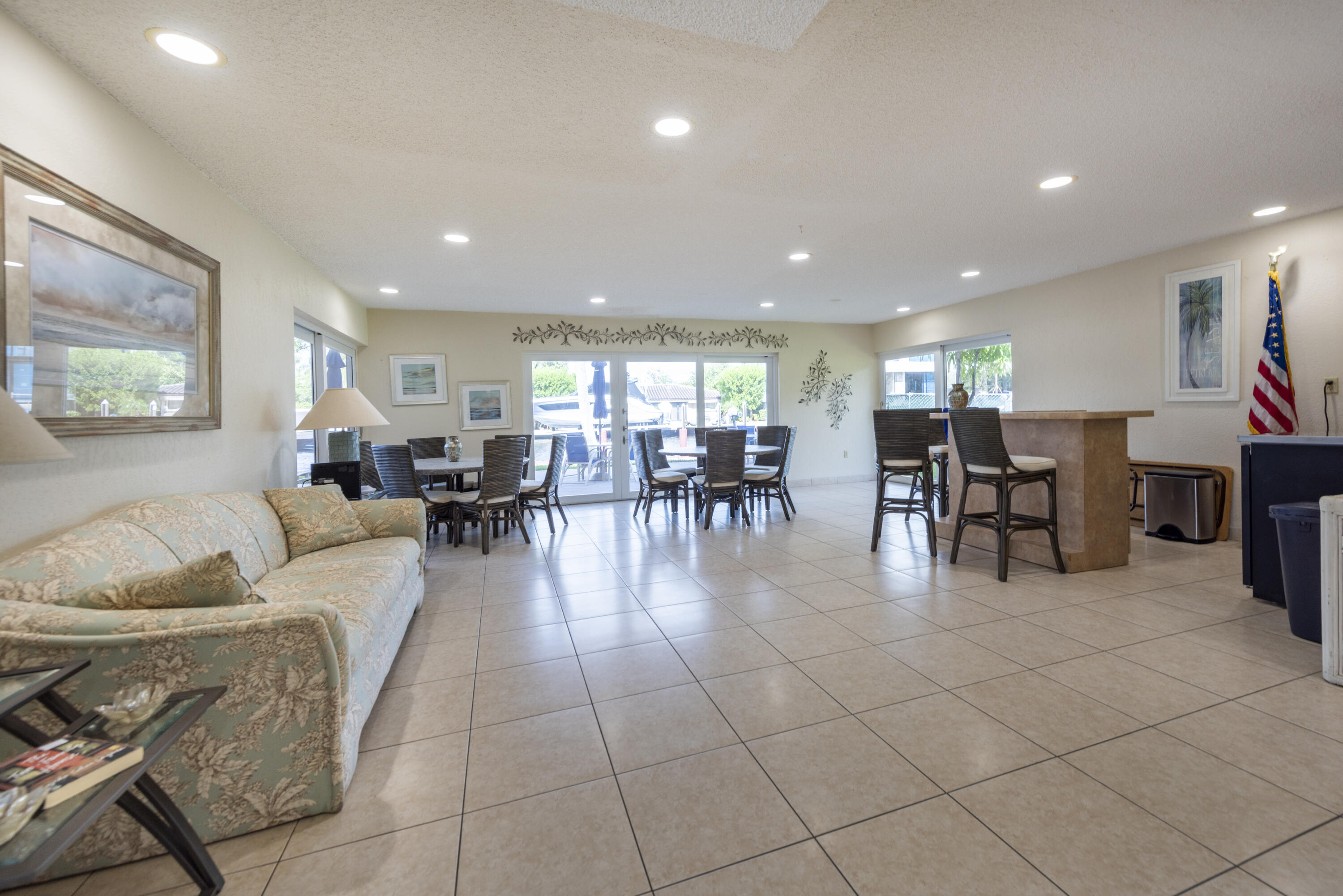 1391 S Ocean Boulevard 302