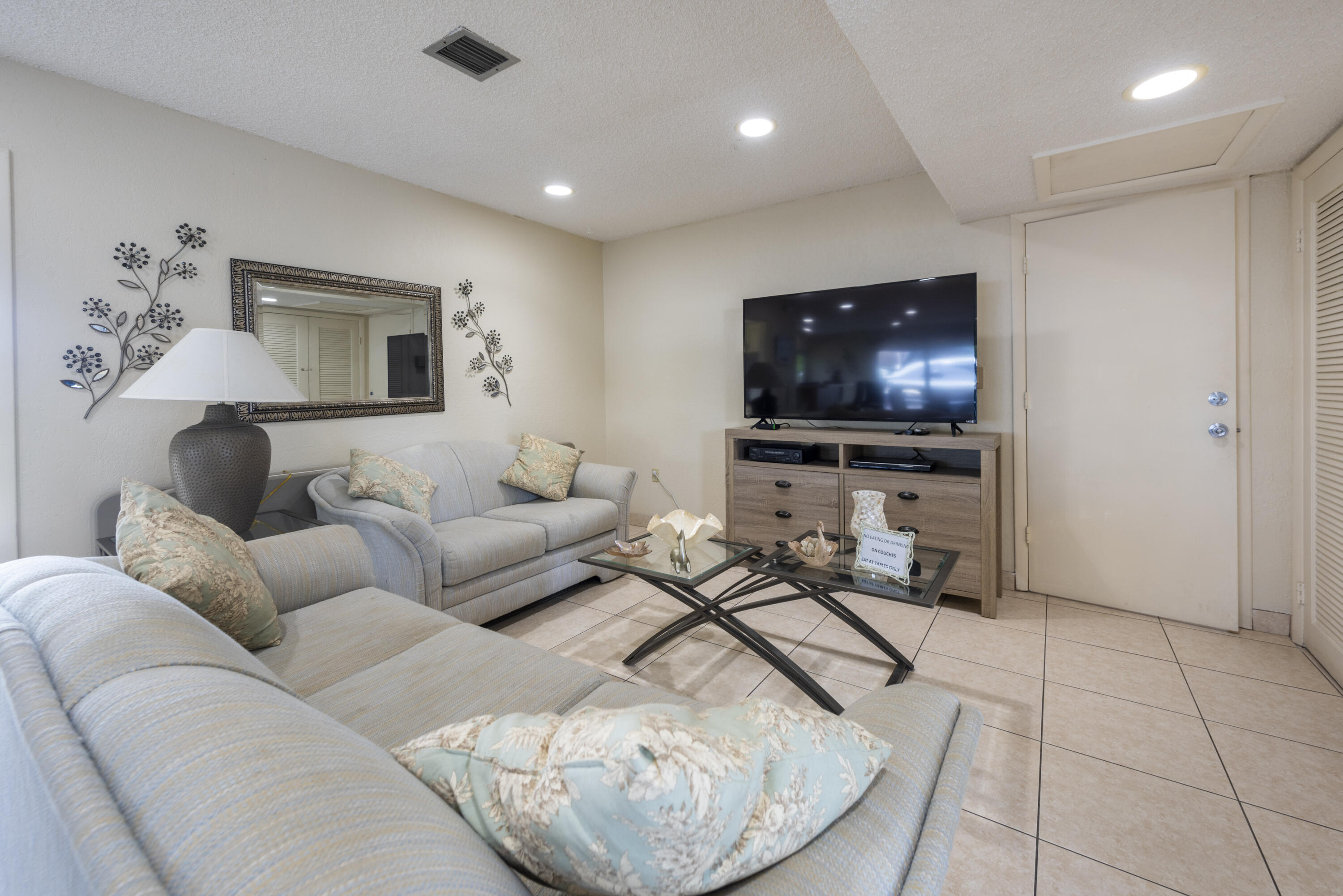 1391 S Ocean Boulevard 302