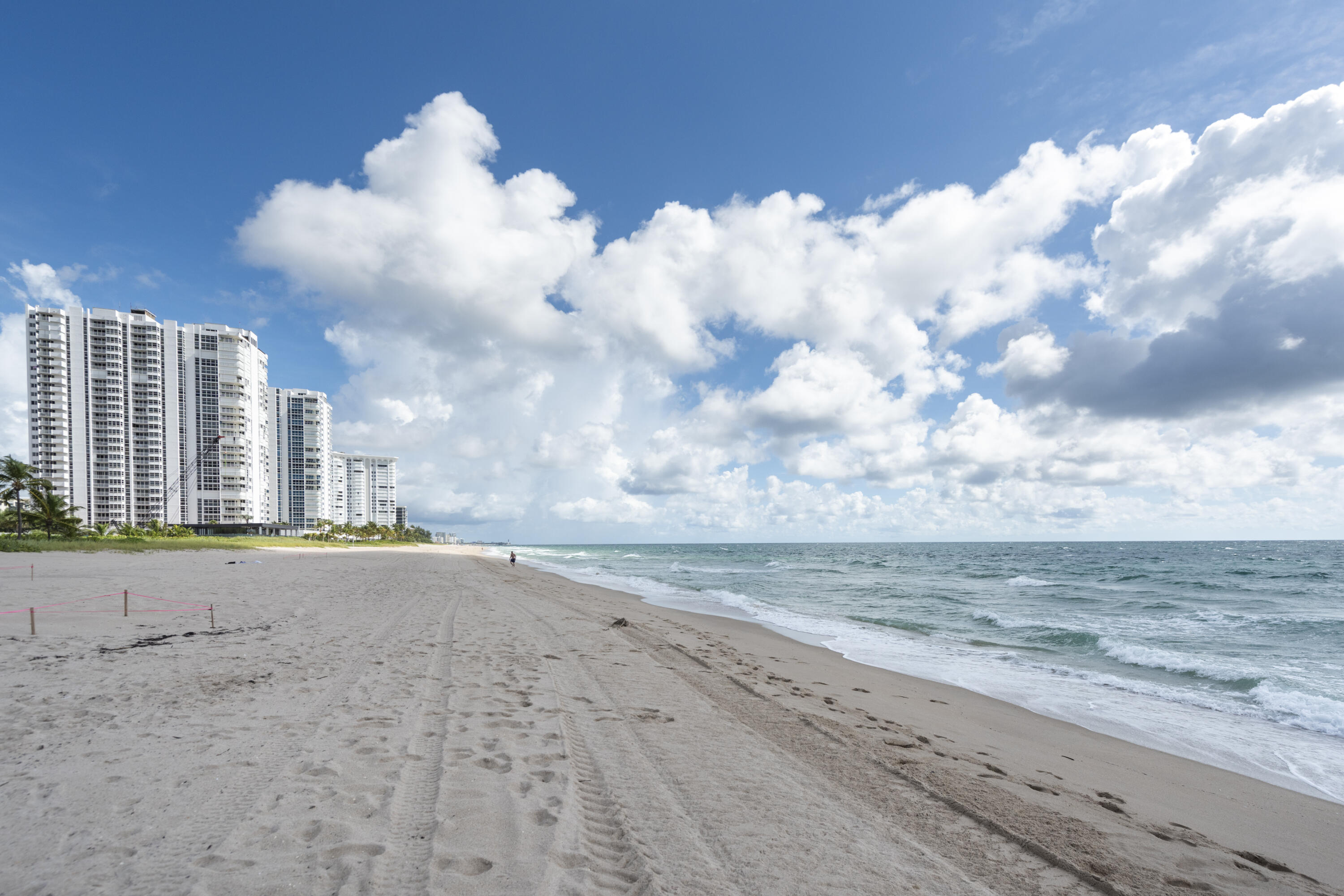 1391 S Ocean Boulevard 302