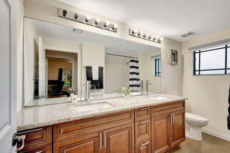 2728 Anzio 105 Court 105