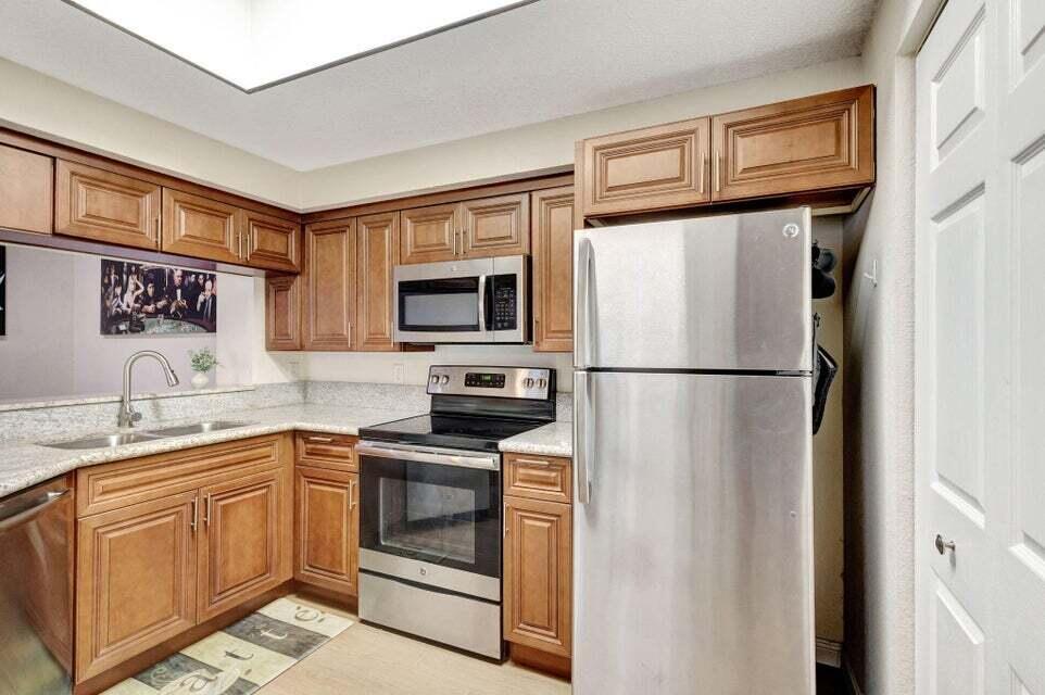 2728 Anzio 105 Court 105