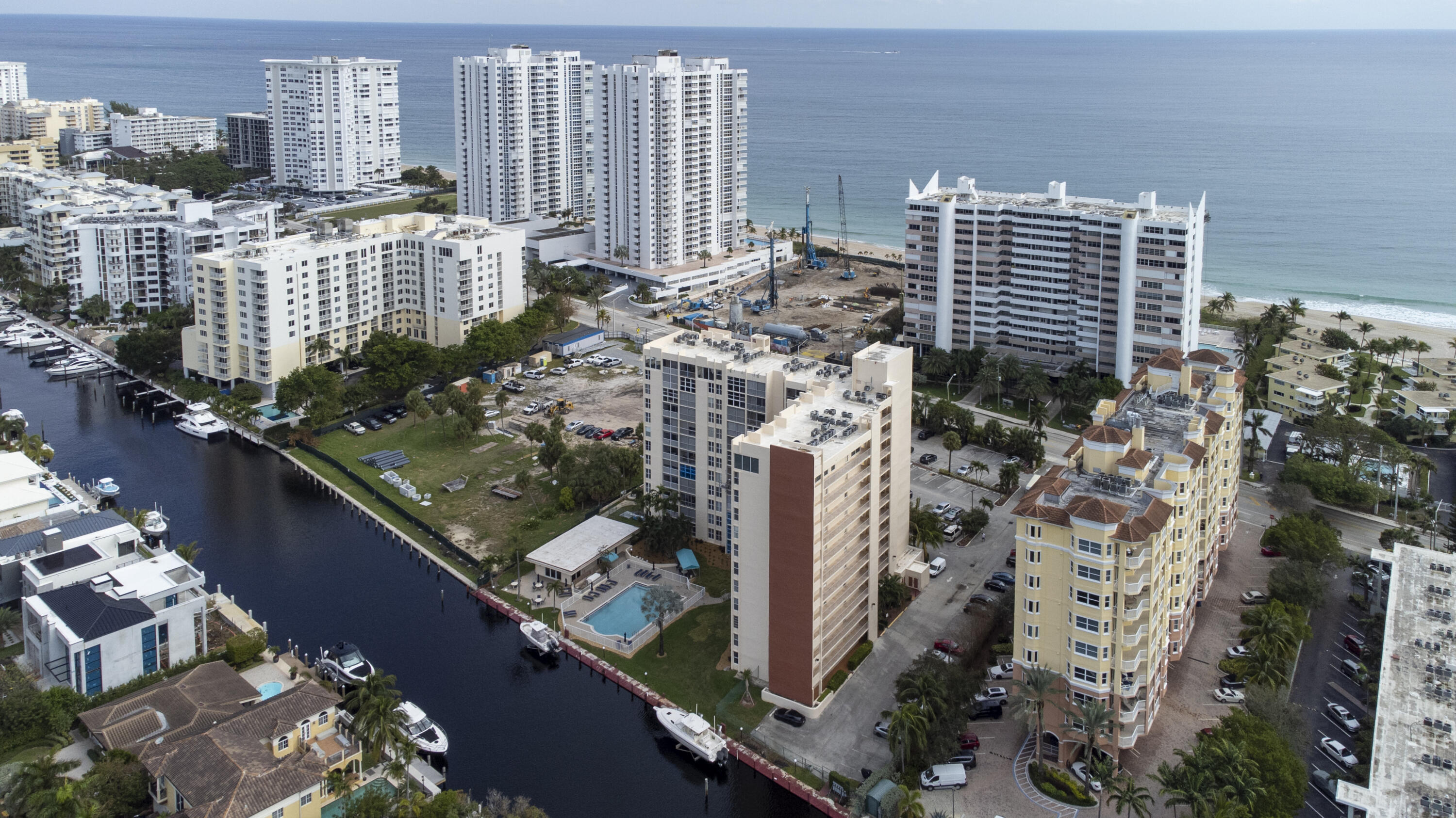 1391 S Ocean Boulevard 801