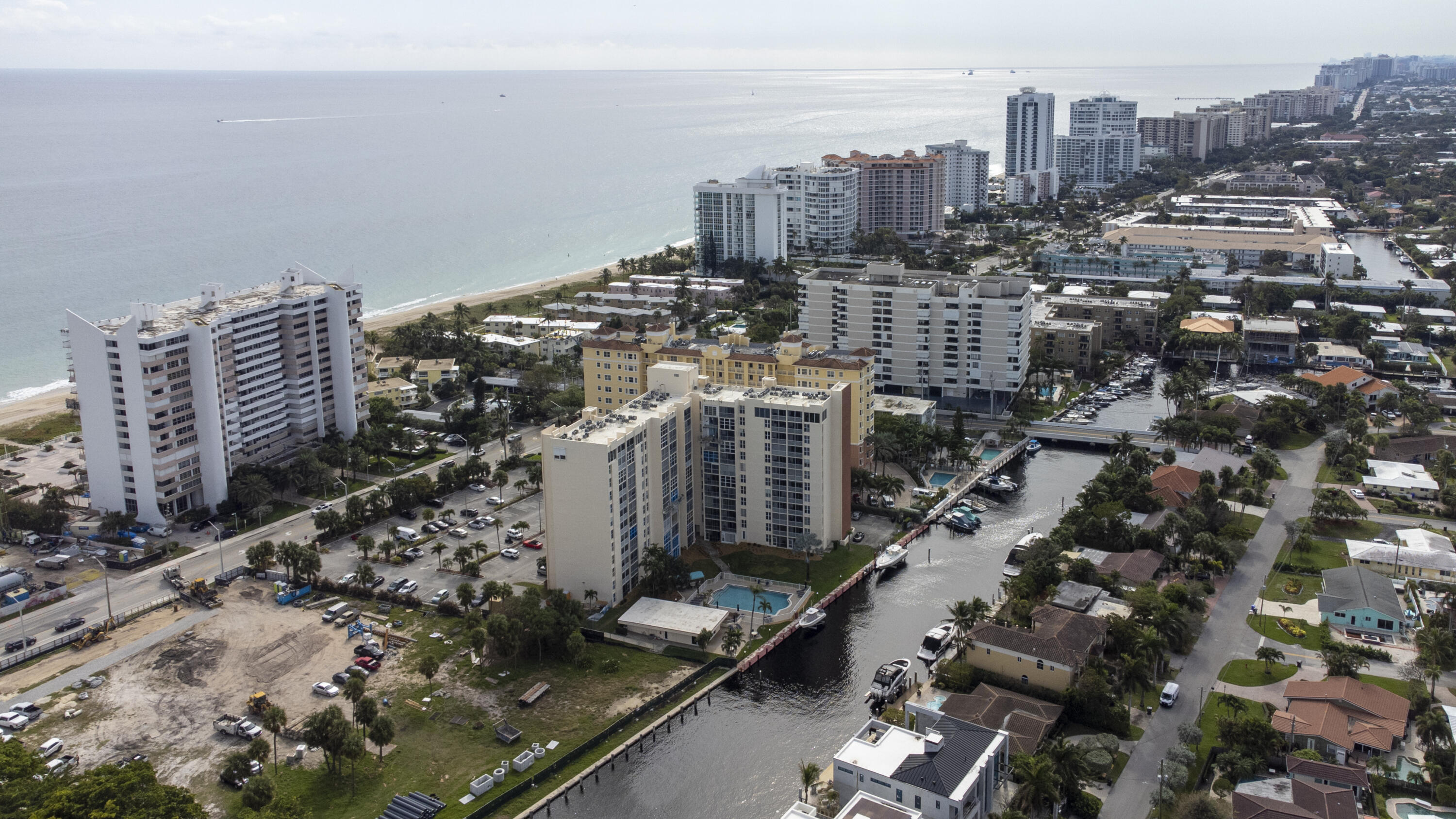 1391 S Ocean Boulevard 801