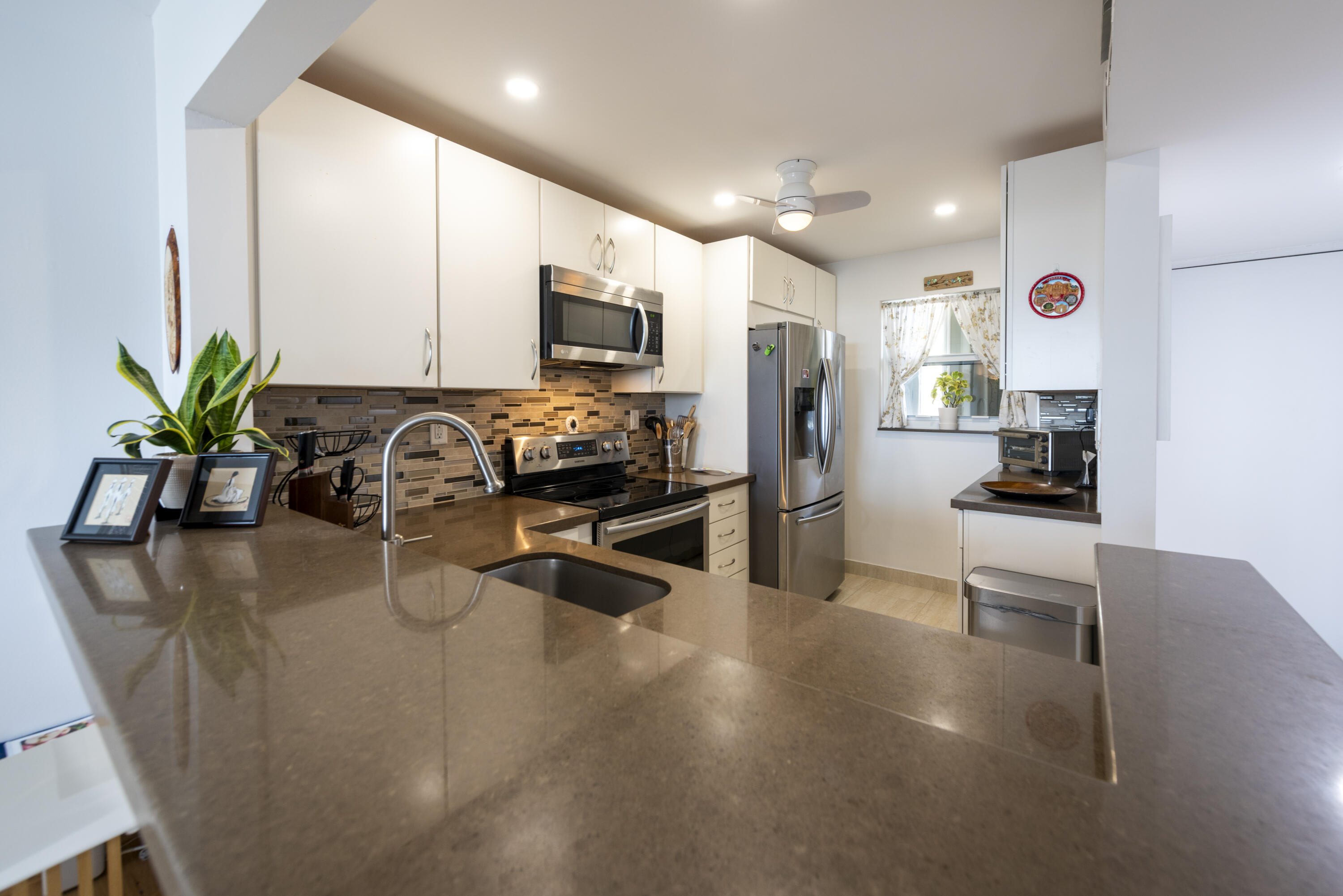 1391 S Ocean Boulevard 801
