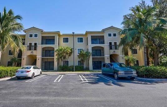 3018 Alcazar Place 103