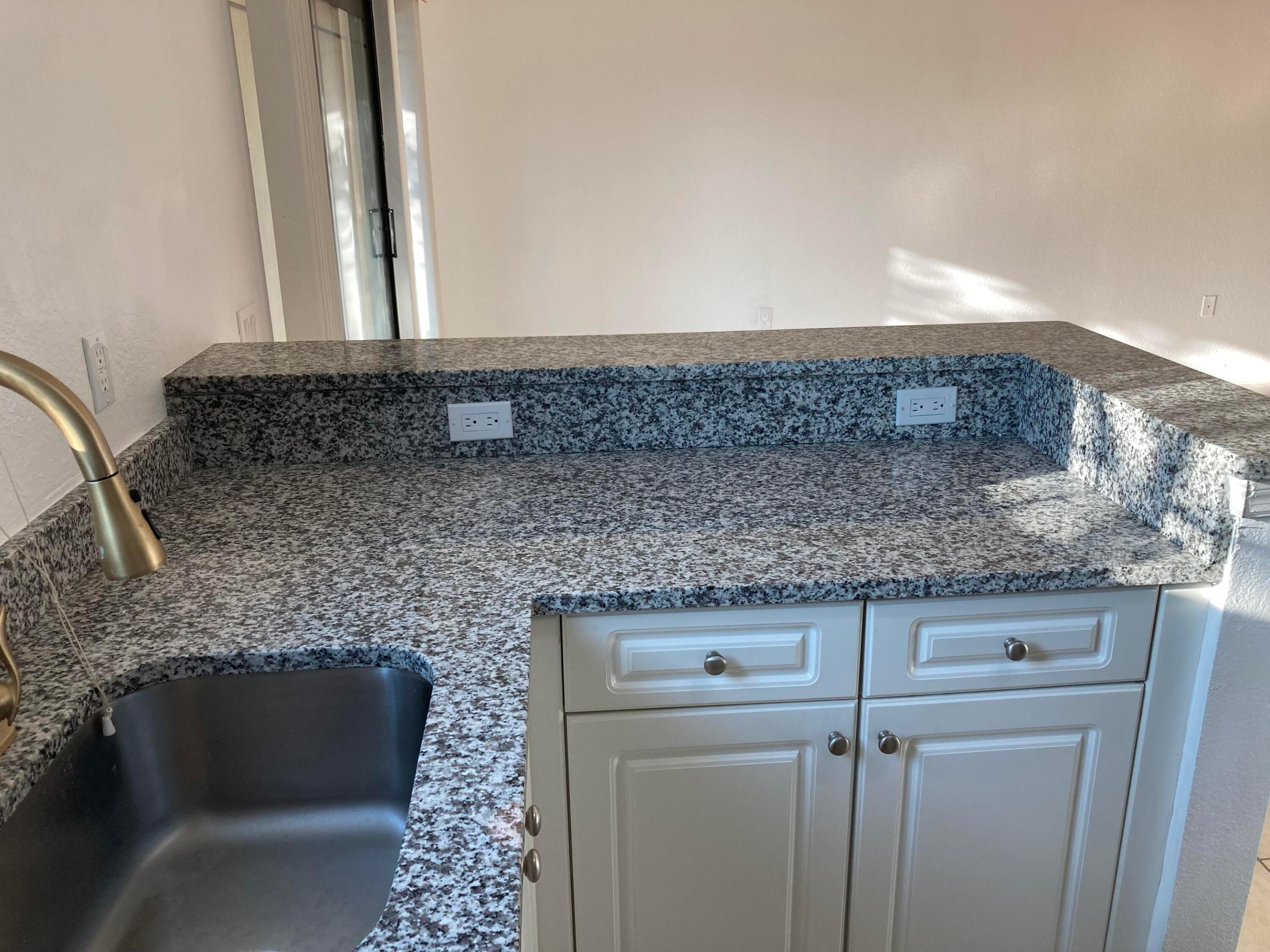 2807 Veronia Drive 106