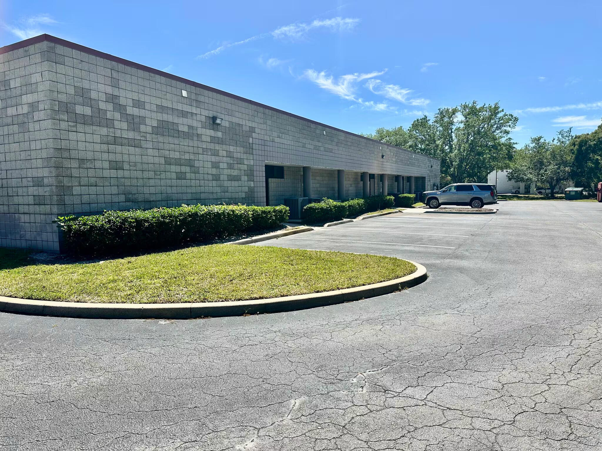 5055 Turnpike Feeder Road