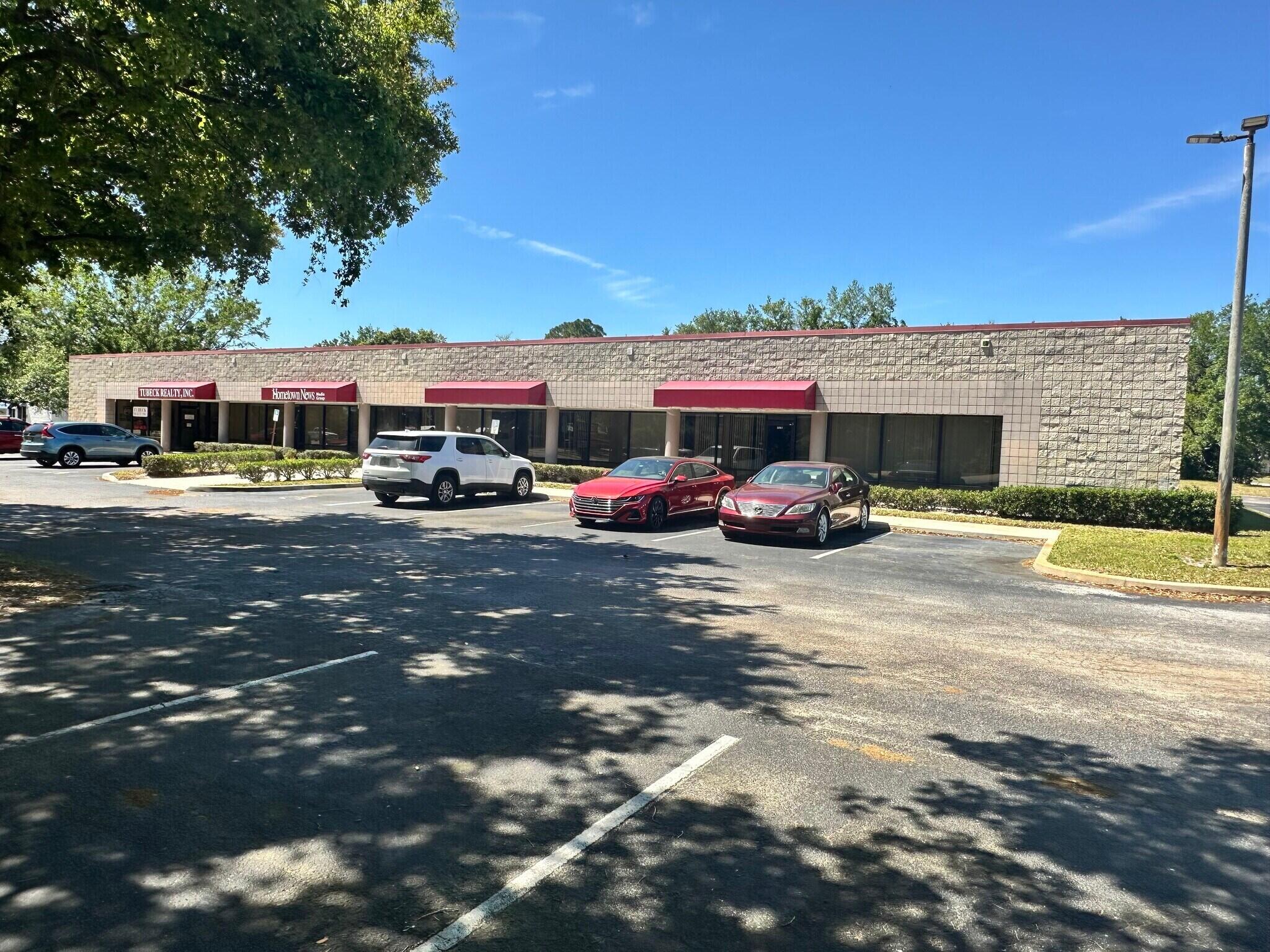 5055 Turnpike Feeder Road
