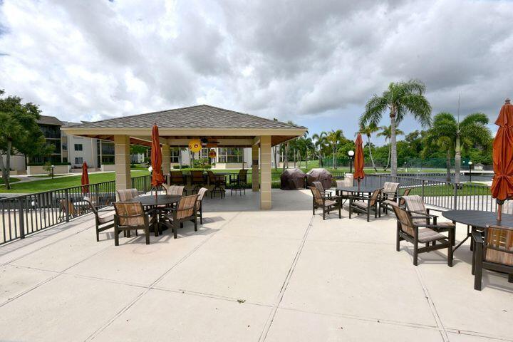 11811 Ave Of The Pga 2-1 C