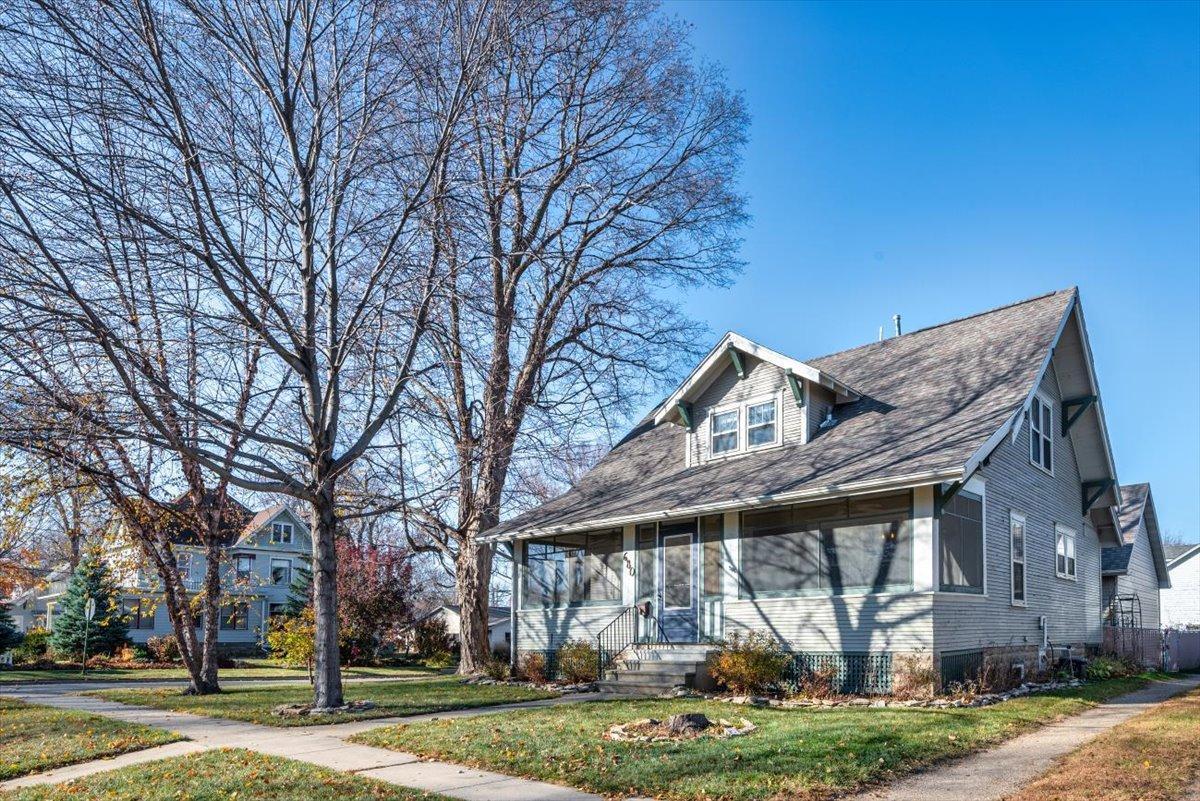 680 W 3rd Street