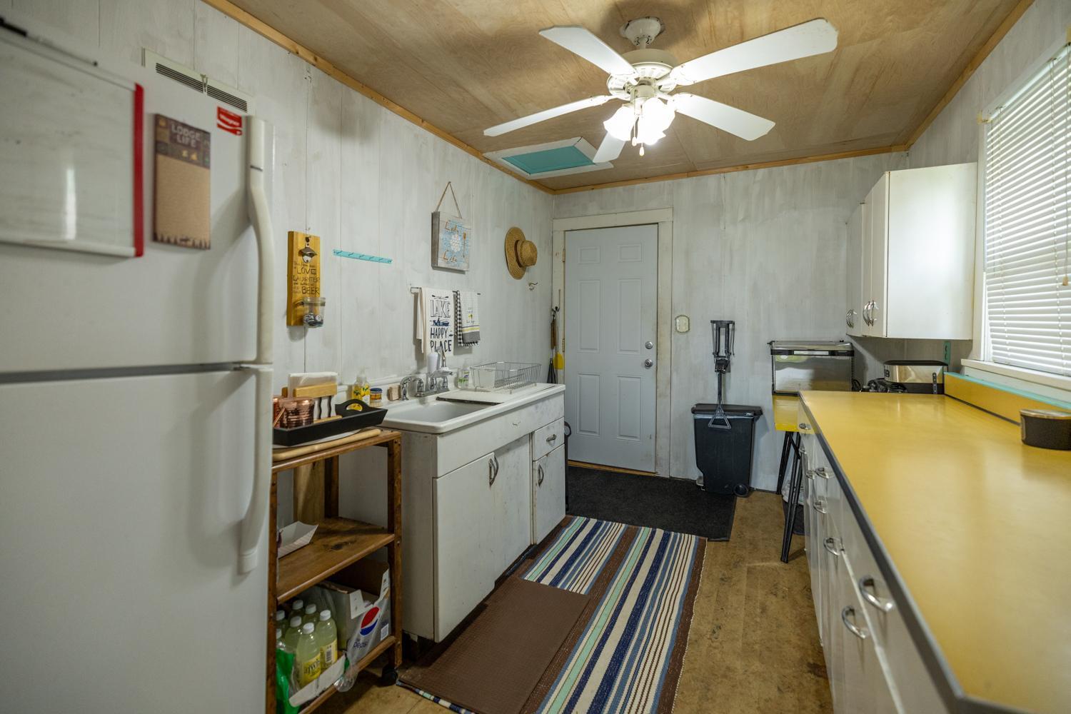 14392 Shields Lake Trail