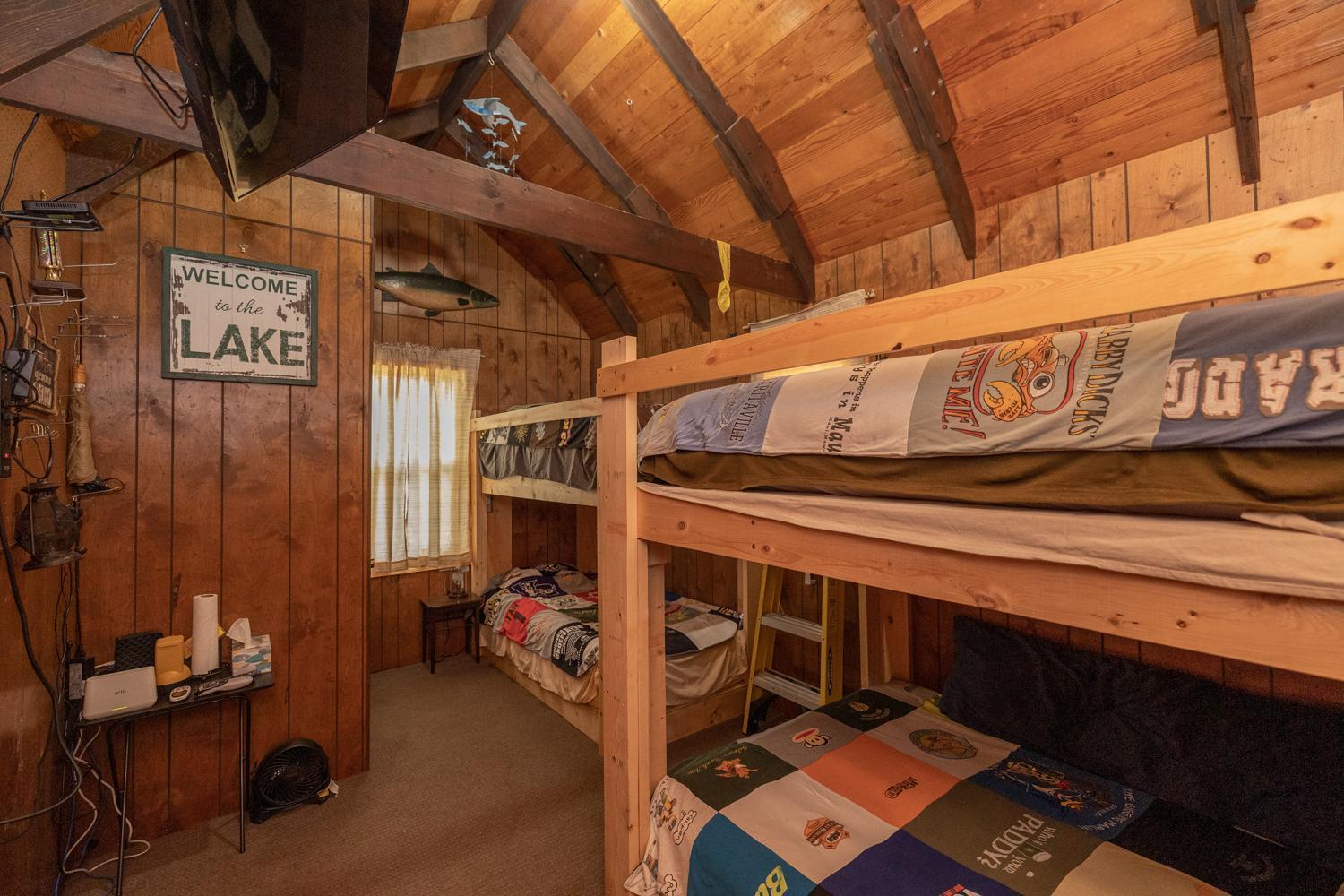 14392 Shields Lake Trail