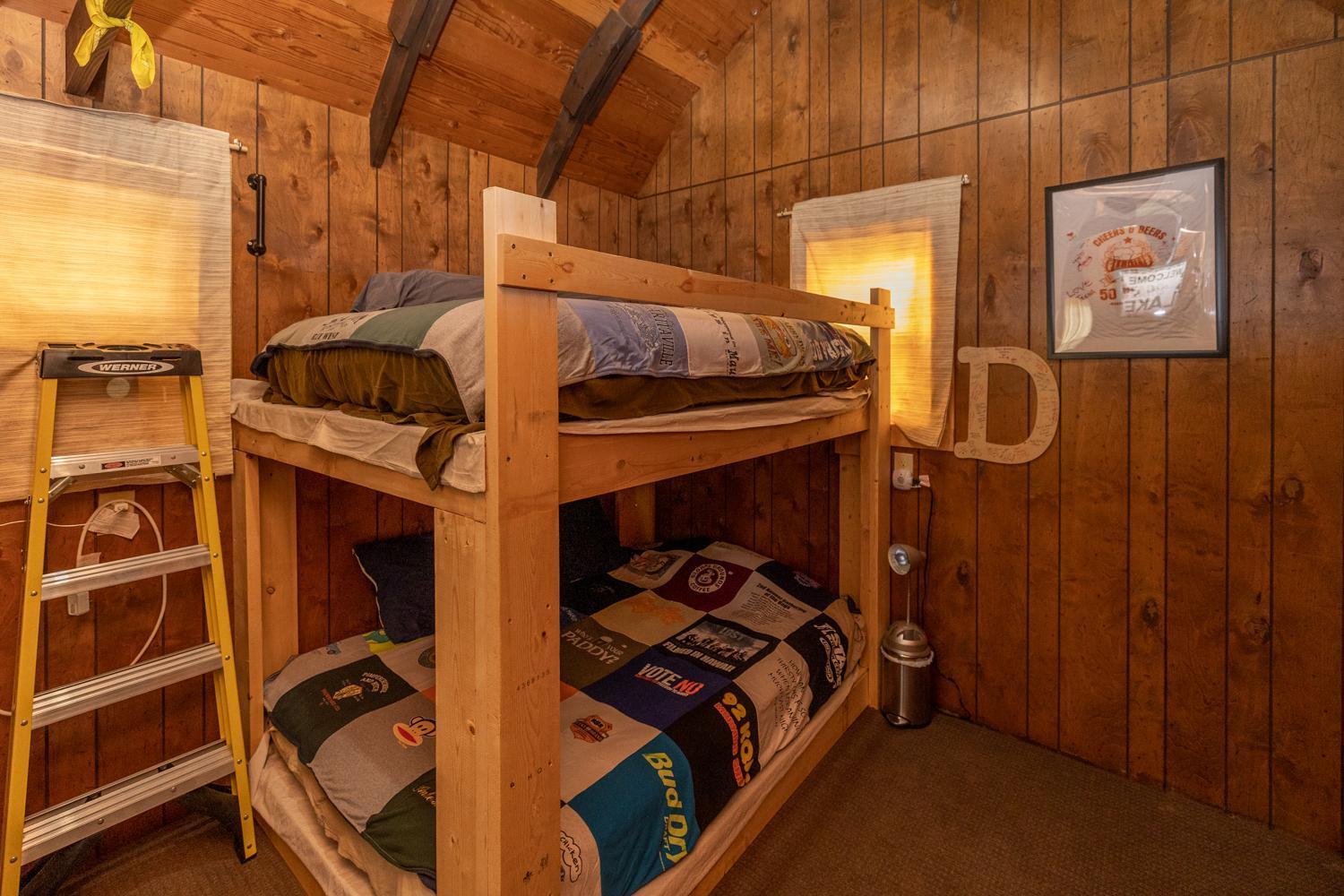 14392 Shields Lake Trail