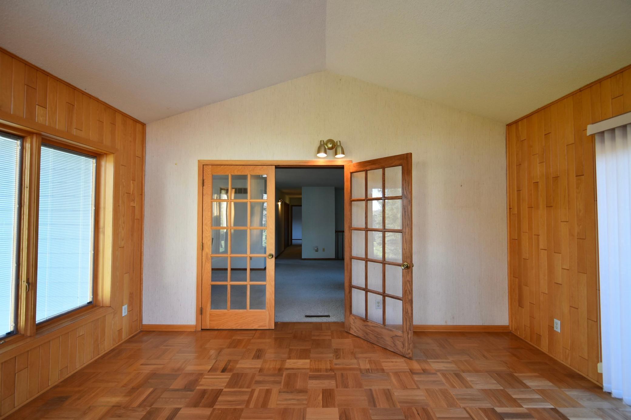 898 Larson Drive