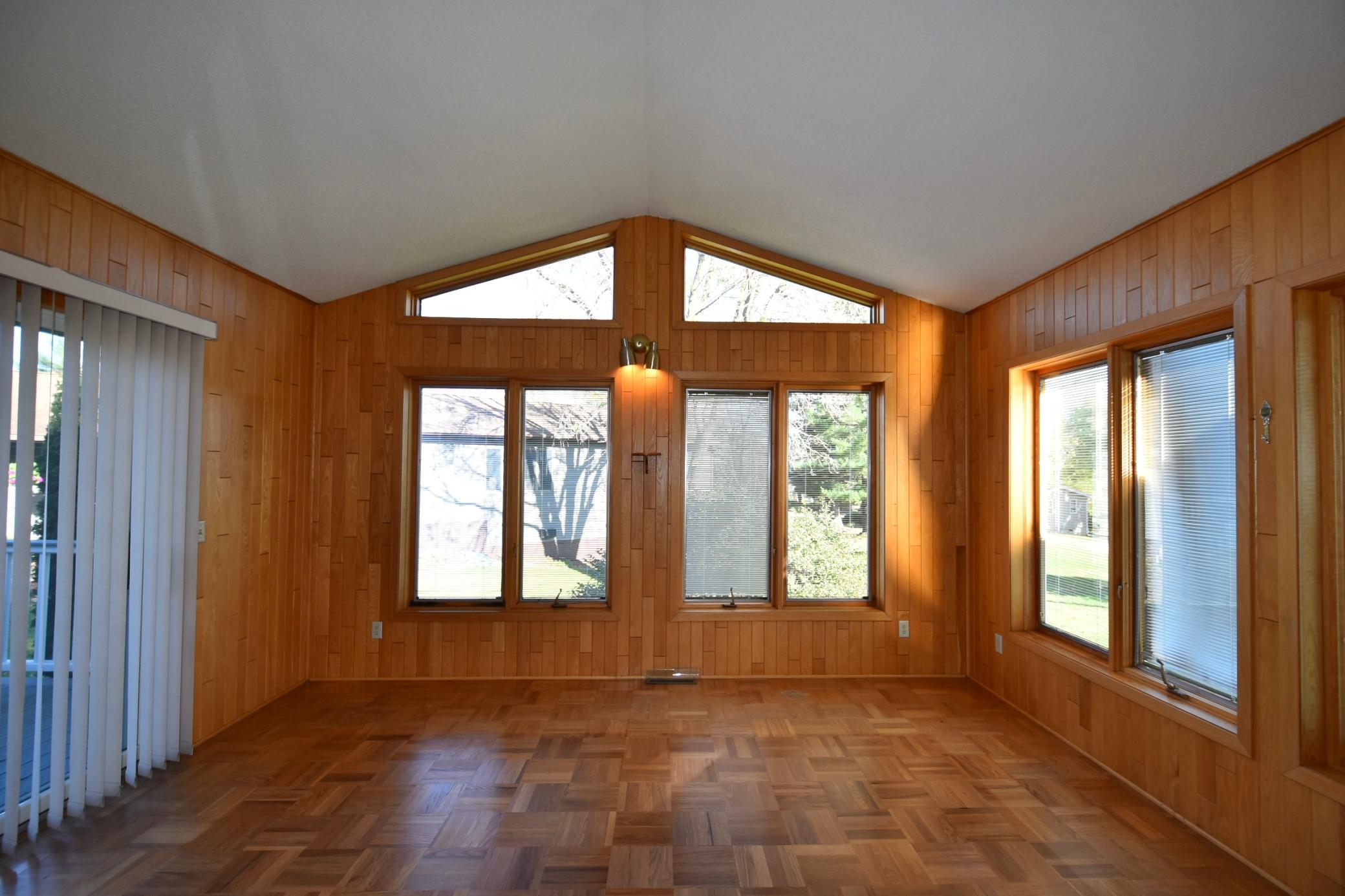898 Larson Drive