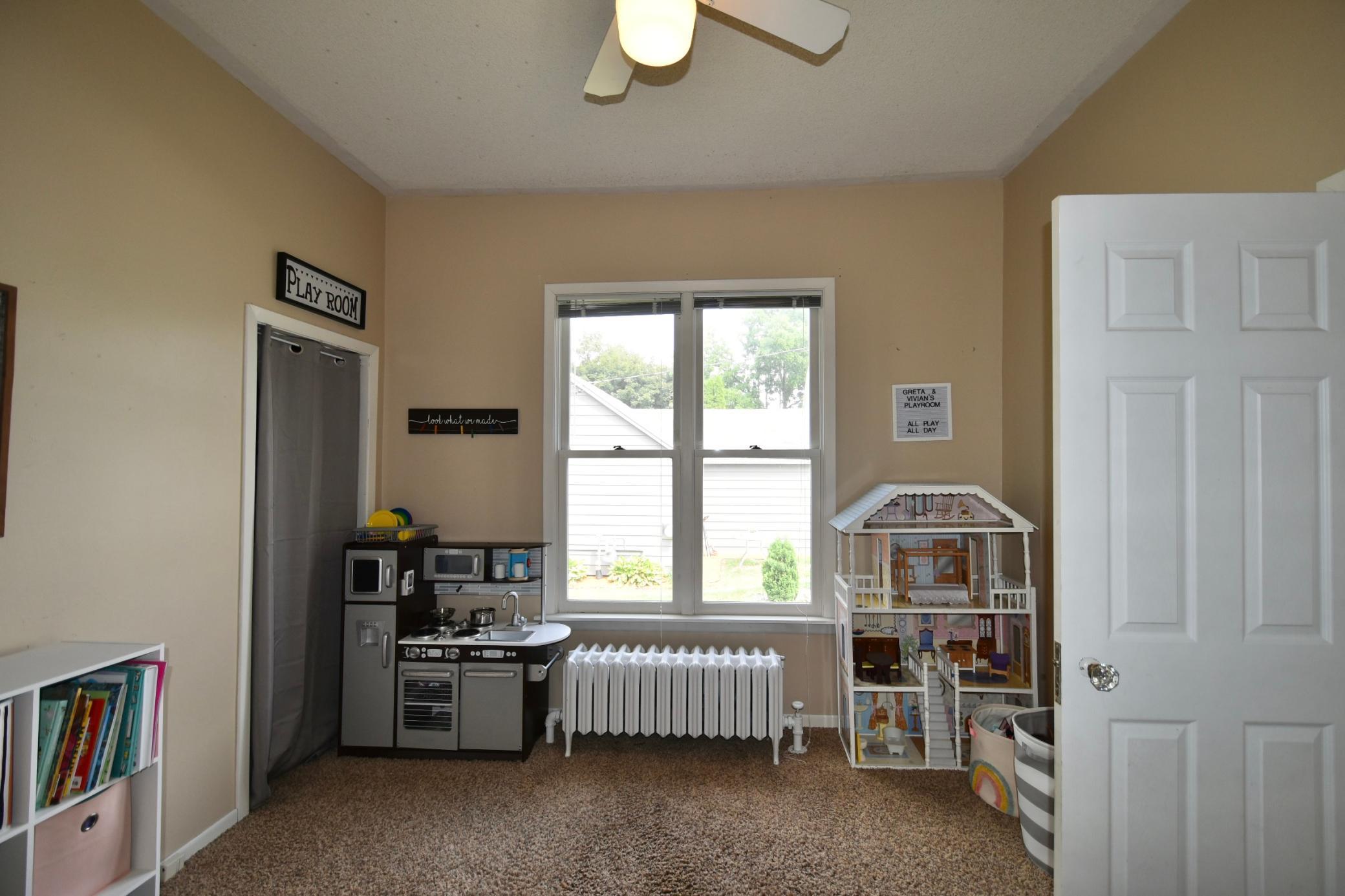 216 2nd Street SW