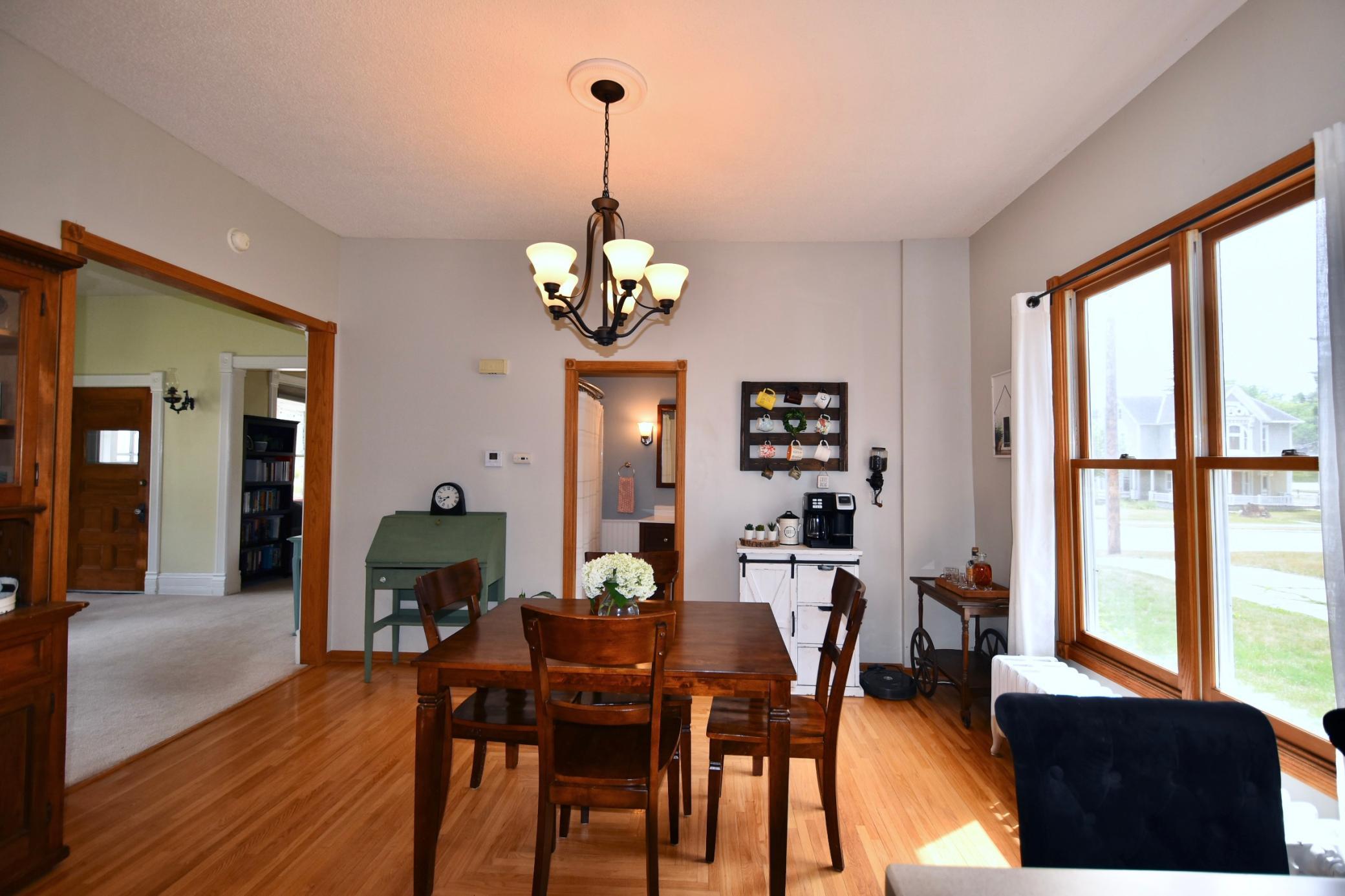 216 2nd Street SW