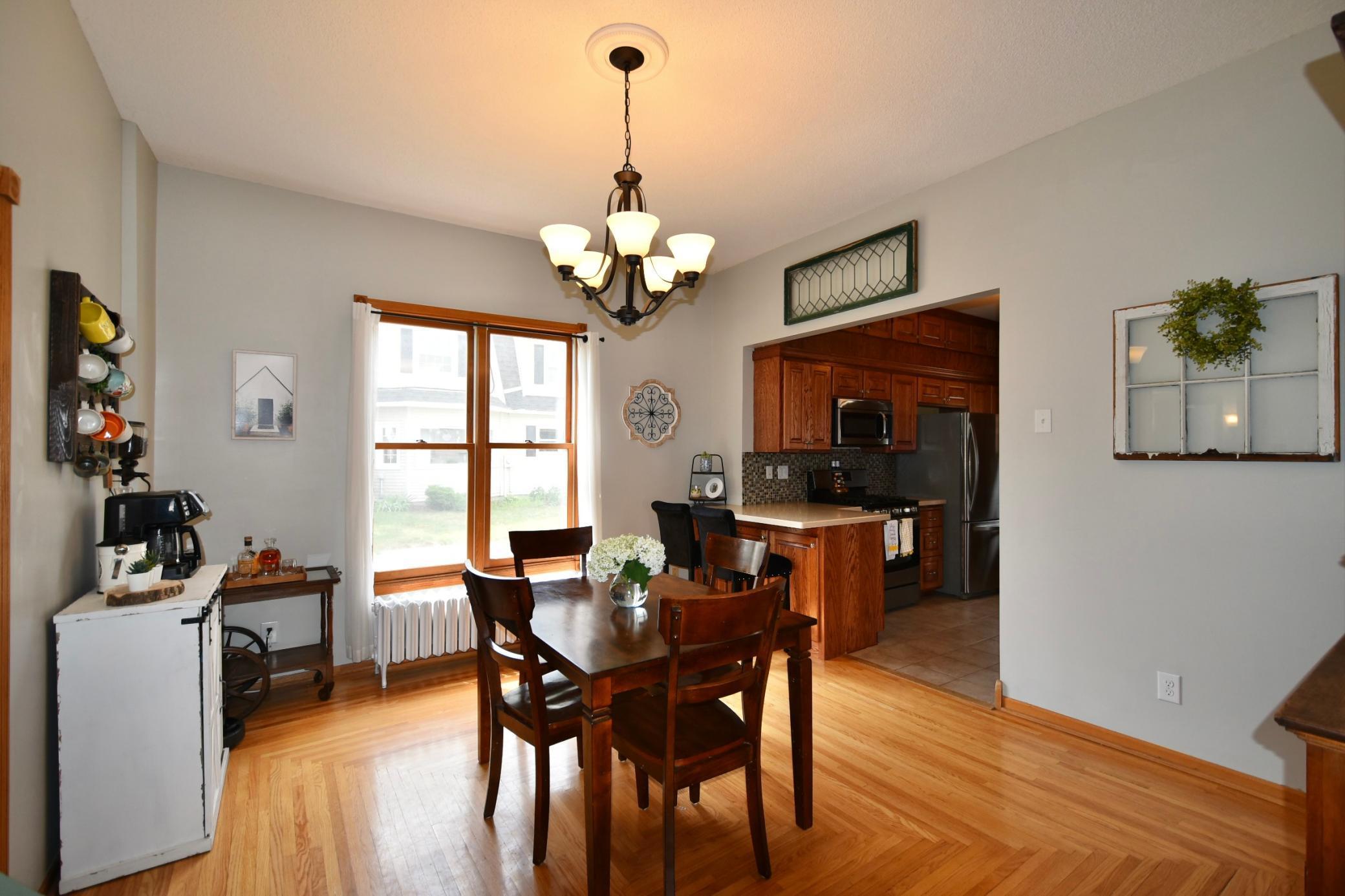216 2nd Street SW