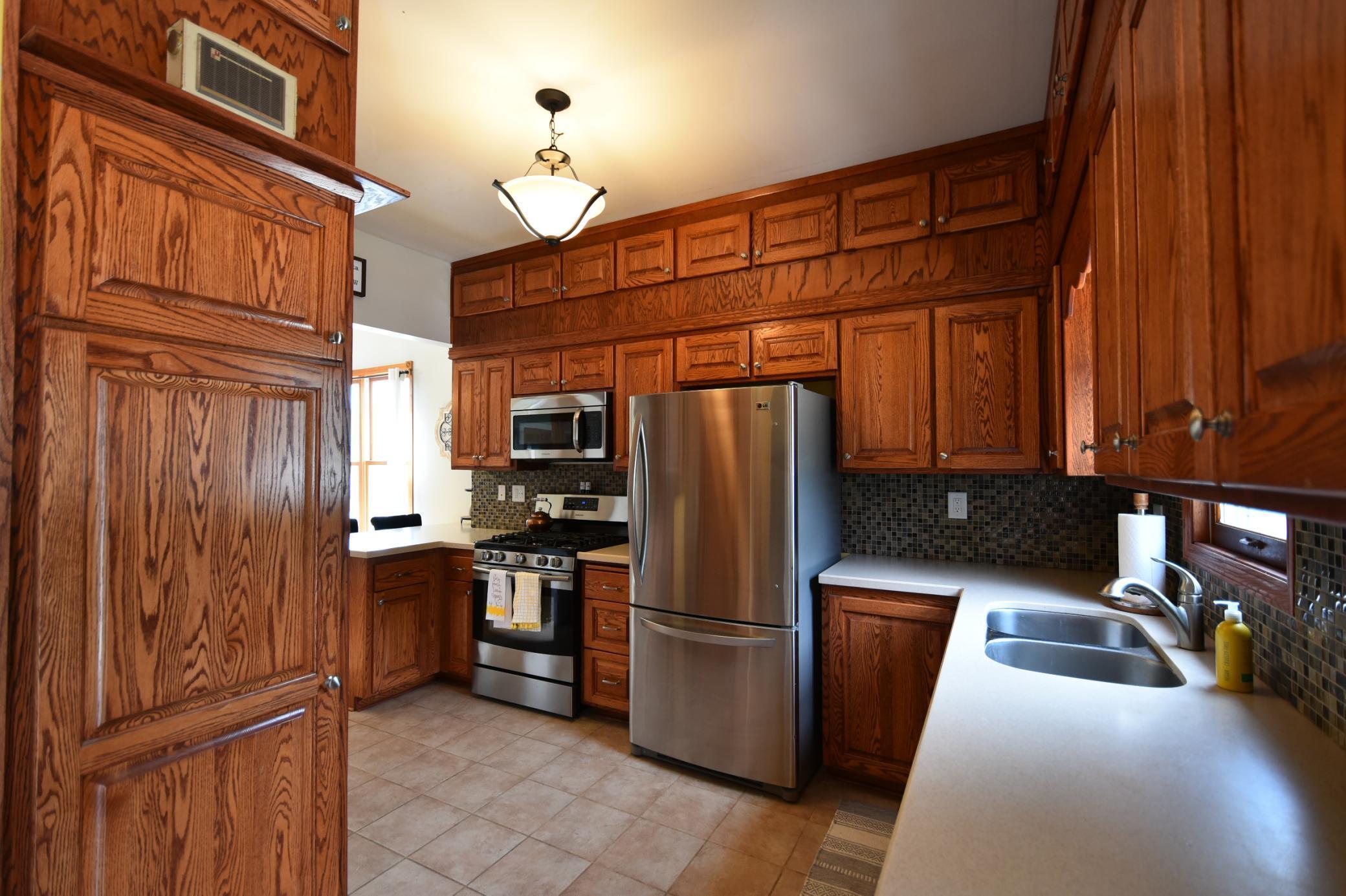 216 2nd Street SW