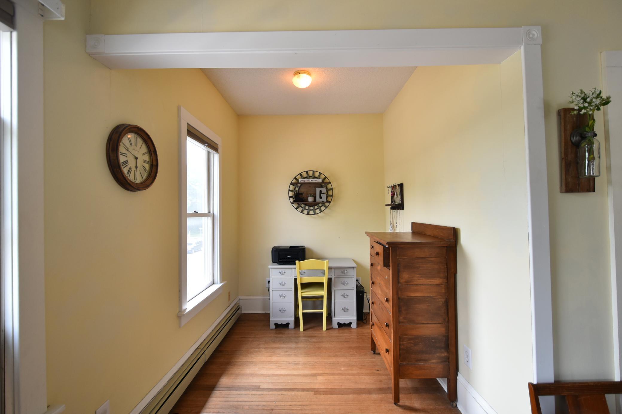 216 2nd Street SW