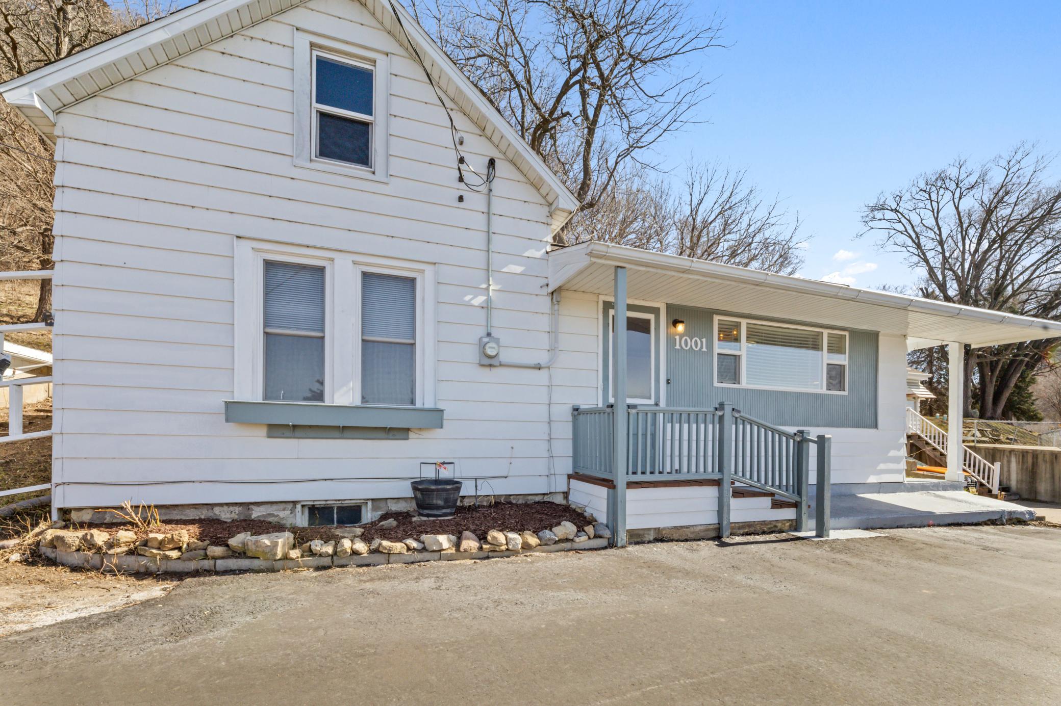 1001 S 2nd Street