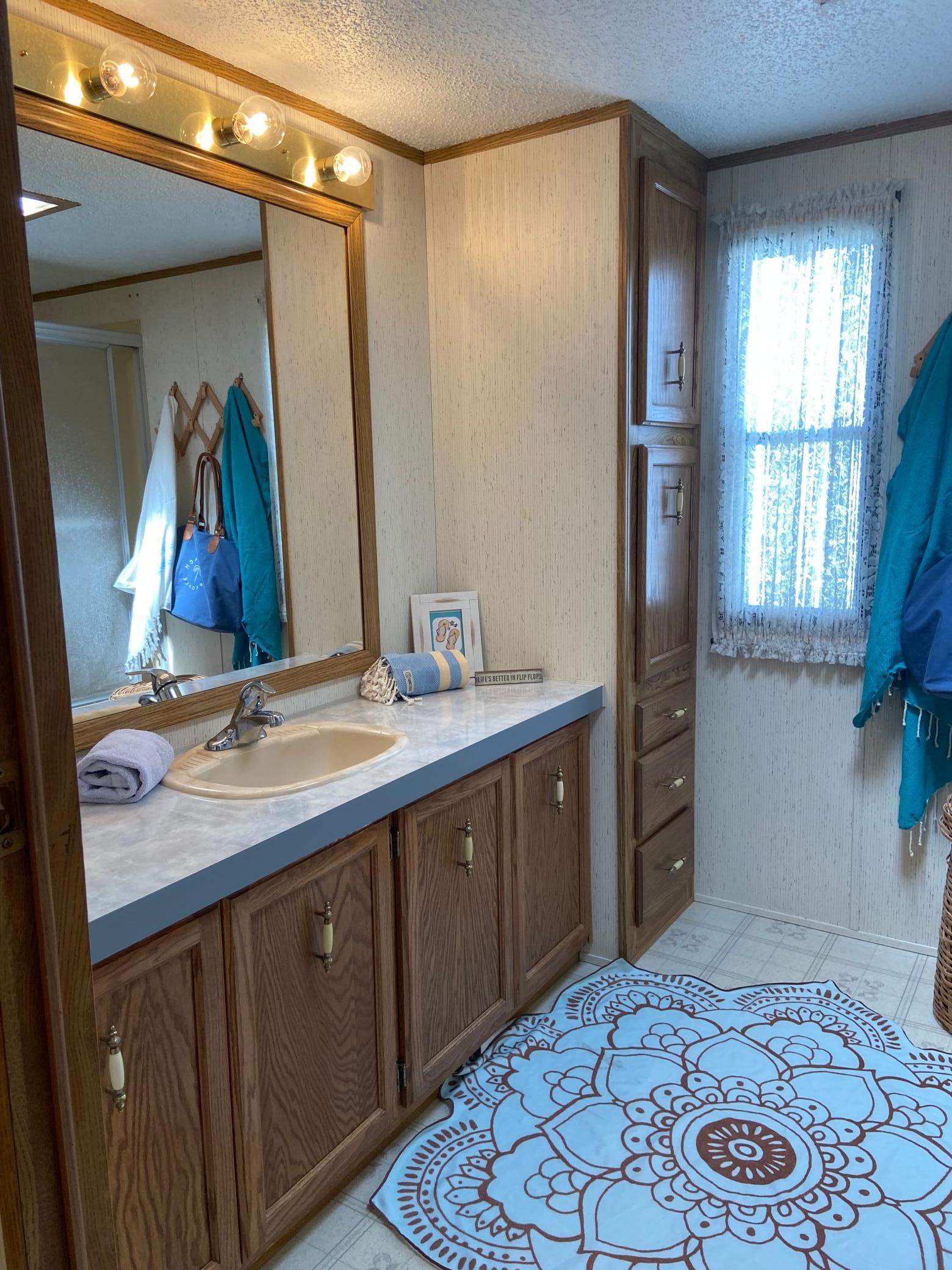 201 S Franklin Street Unit: 72