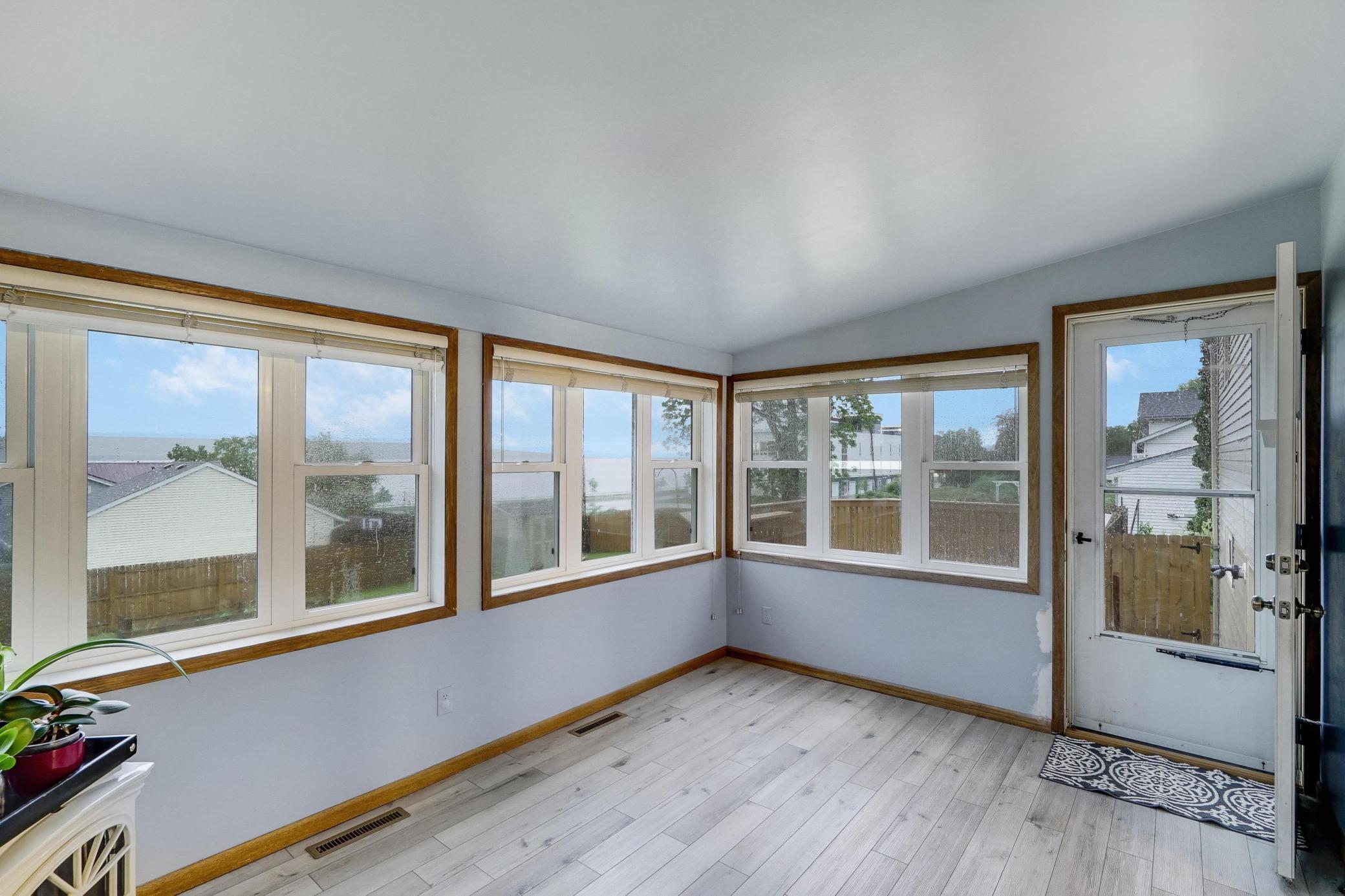 1004 N High Street