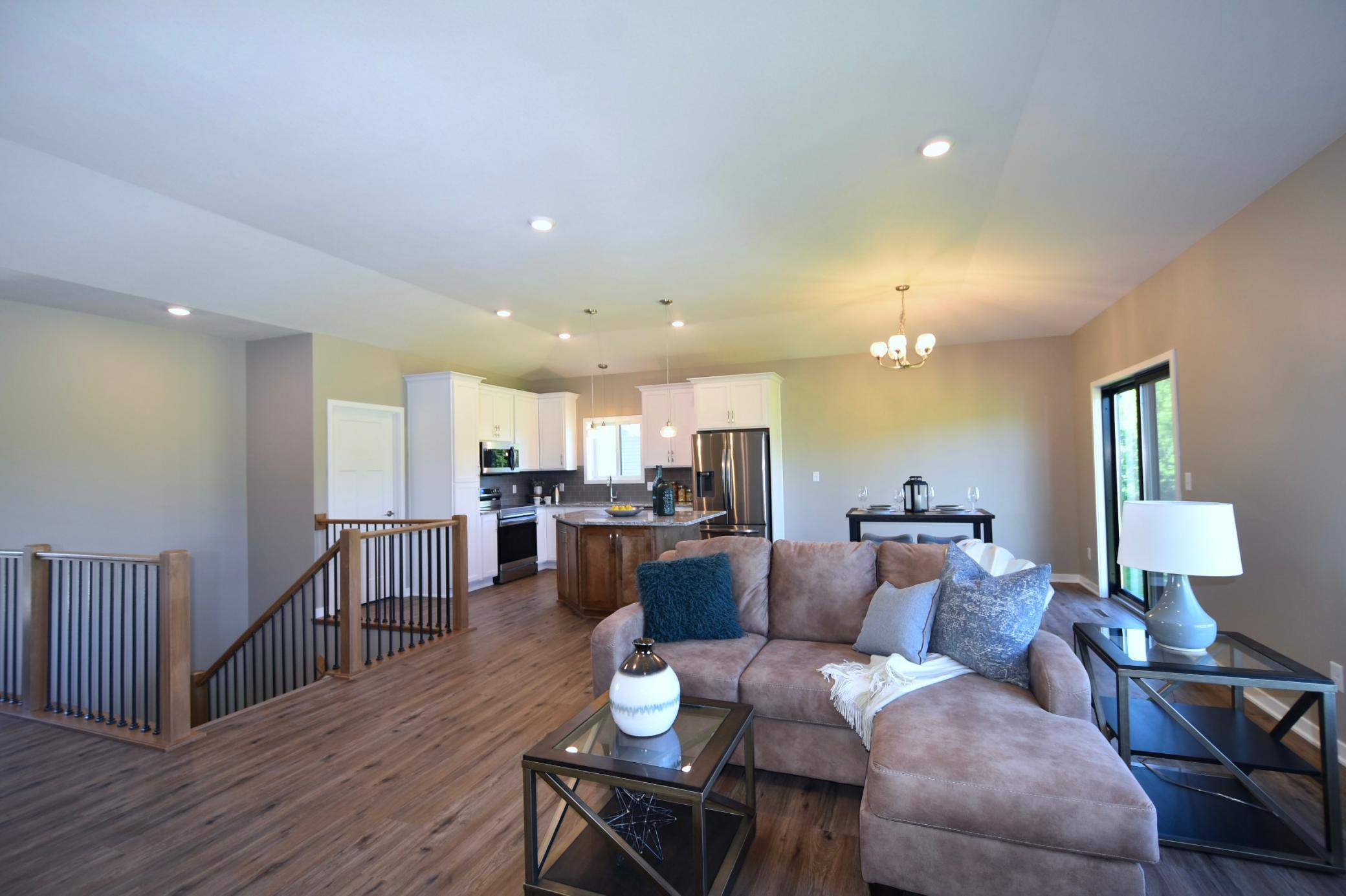 301 Highlands Avenue