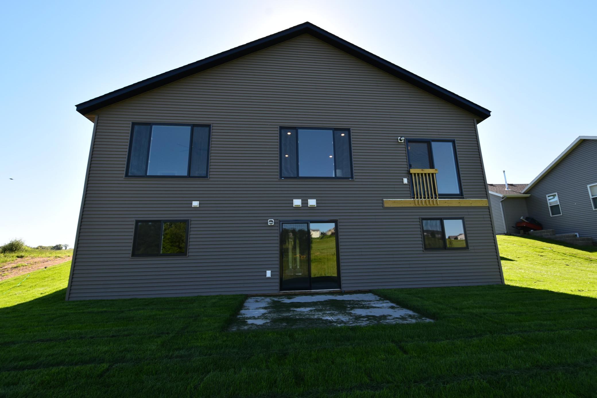 301 Highlands Avenue