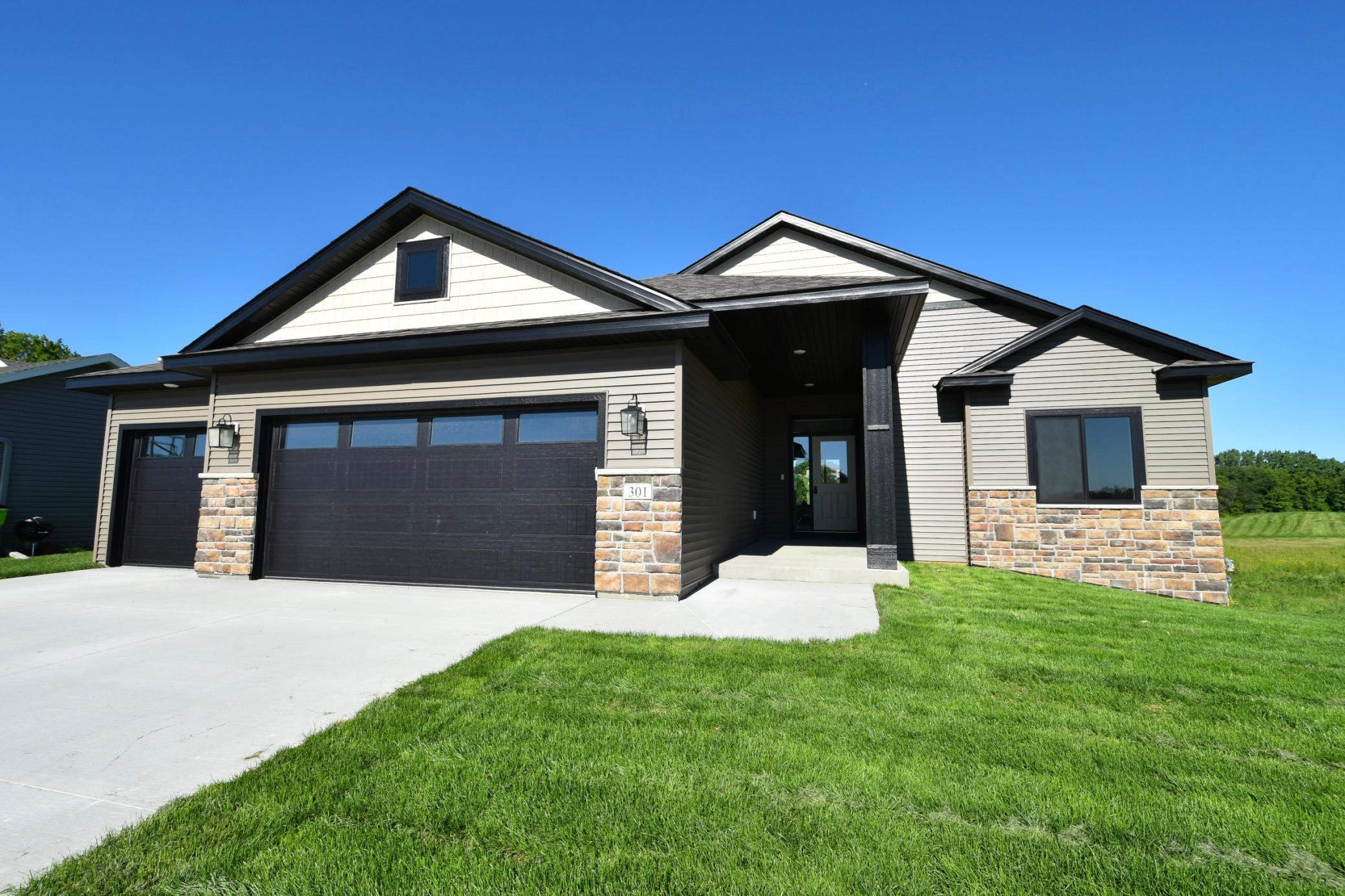 301 Highlands Avenue