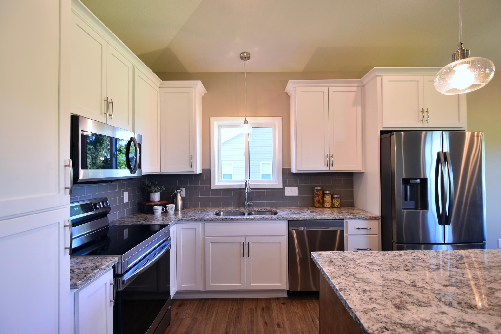 301 Highlands Avenue