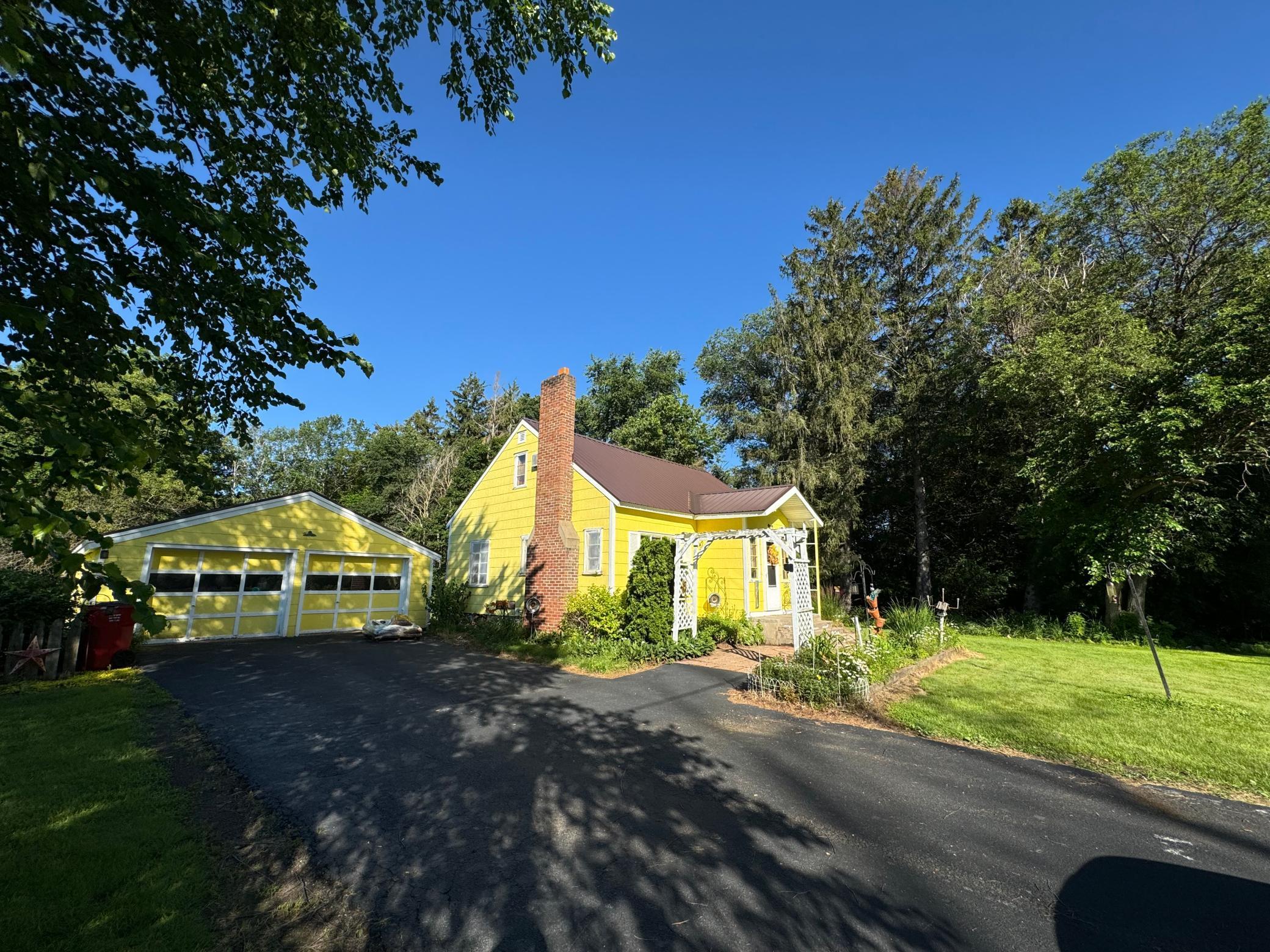 33355 Territorial Road