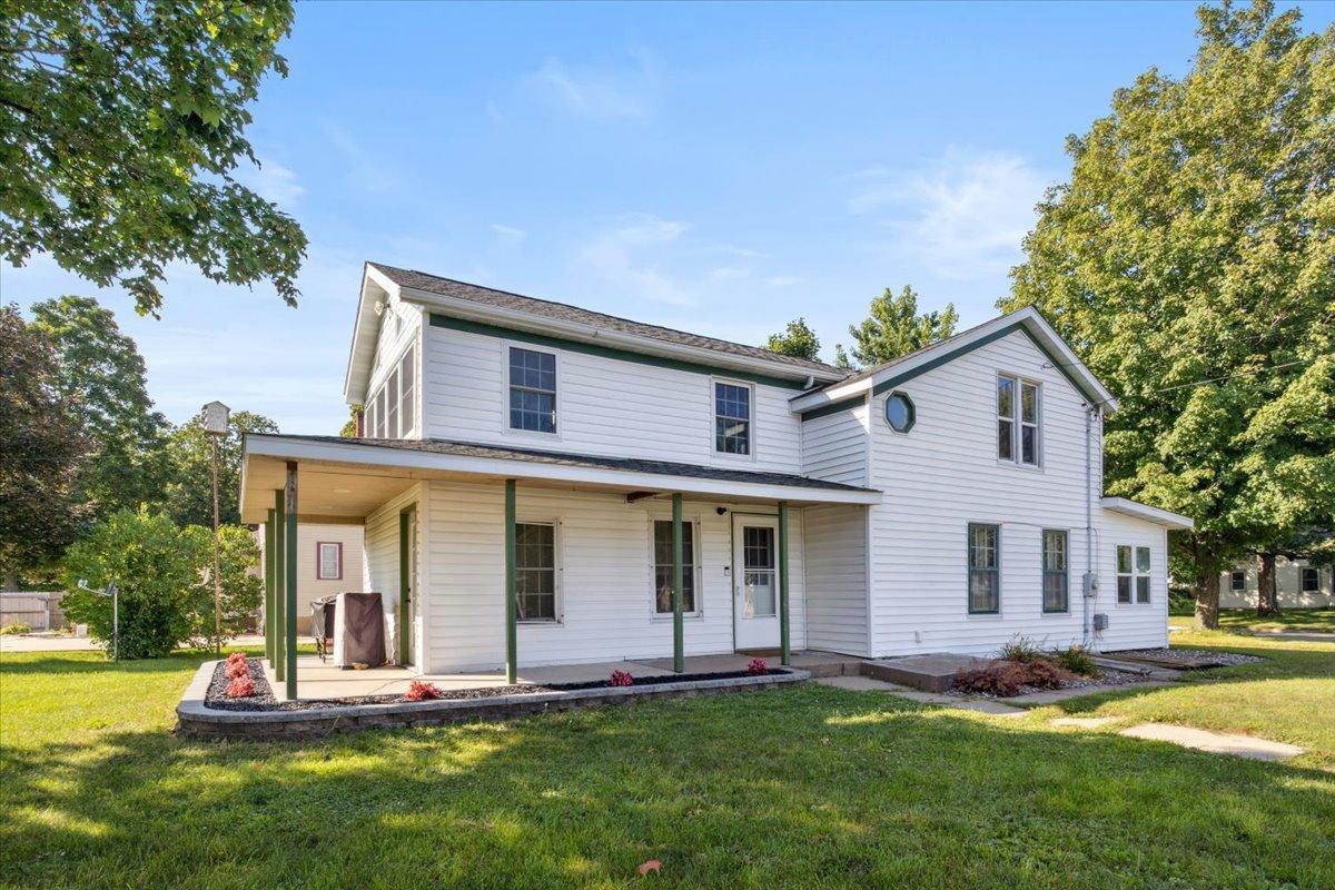 220 S 6th Street