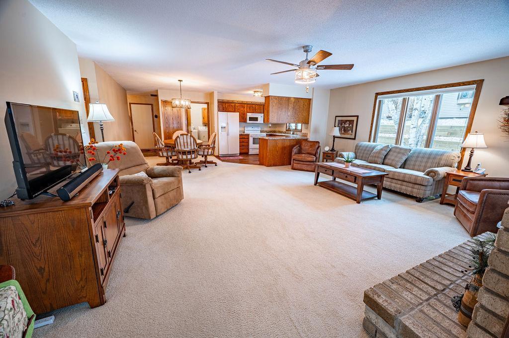 1719 Cobblestone Court