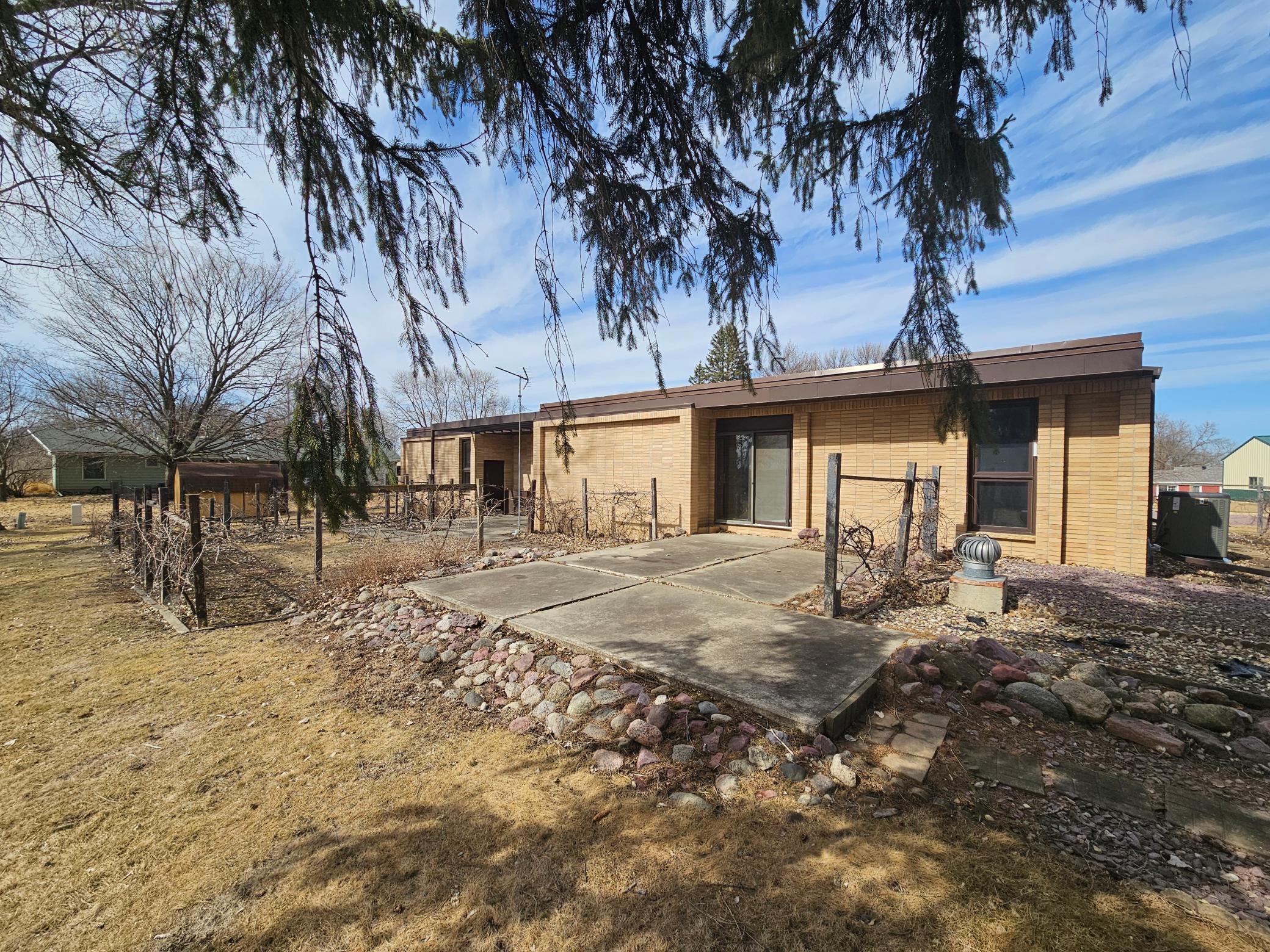 622 Western Avenue
