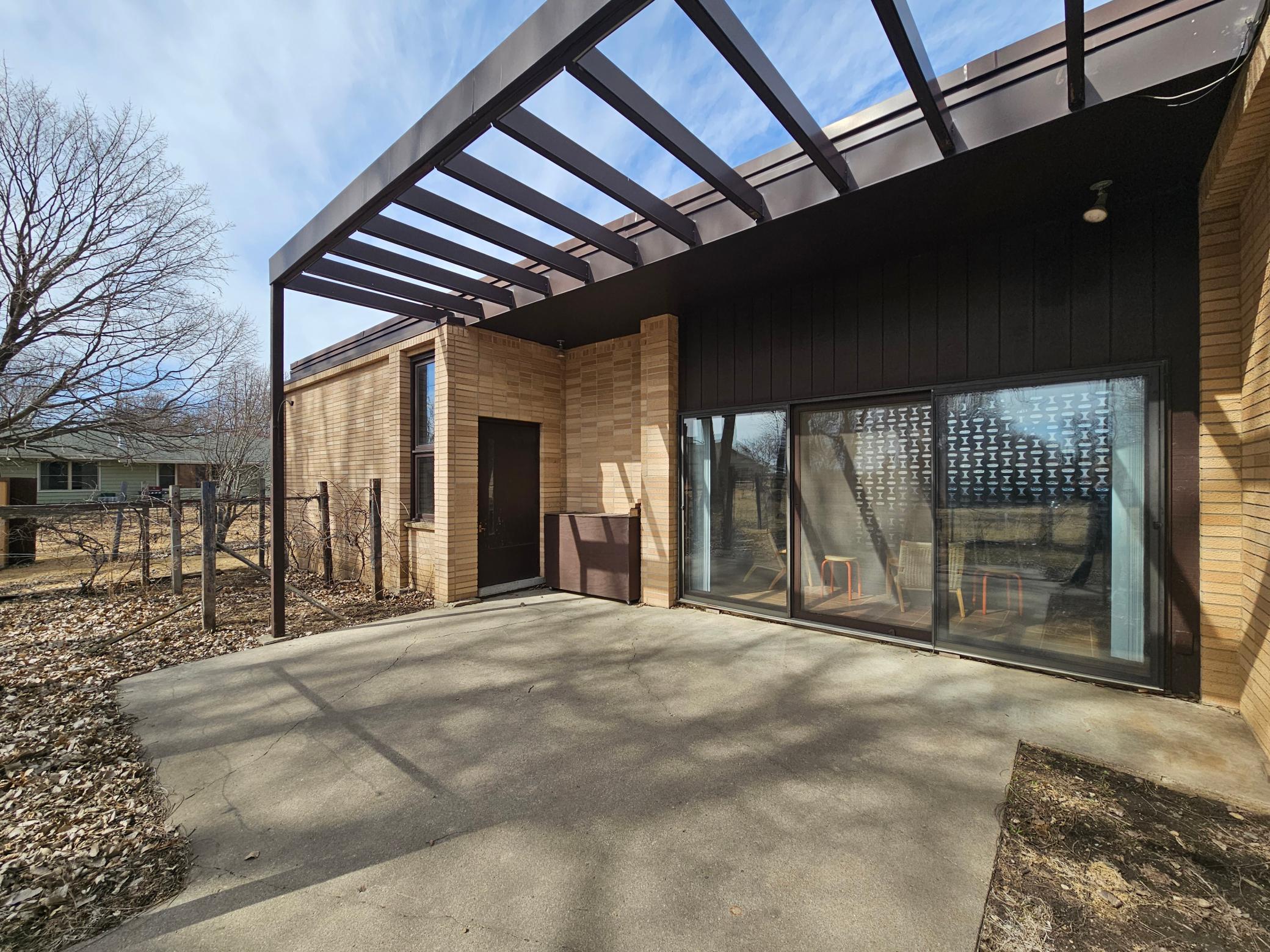 622 Western Avenue