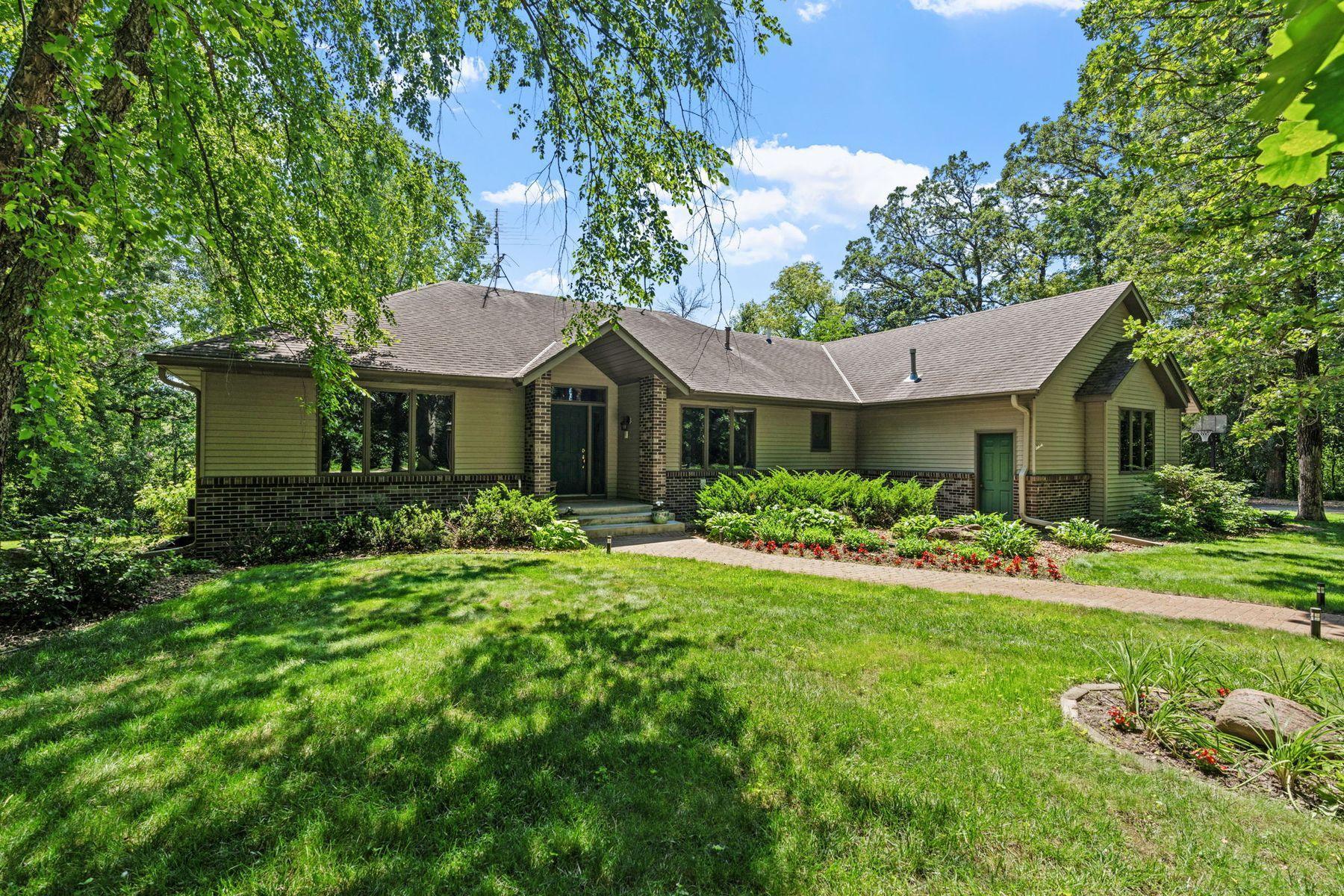 6 Deer Ridge Road