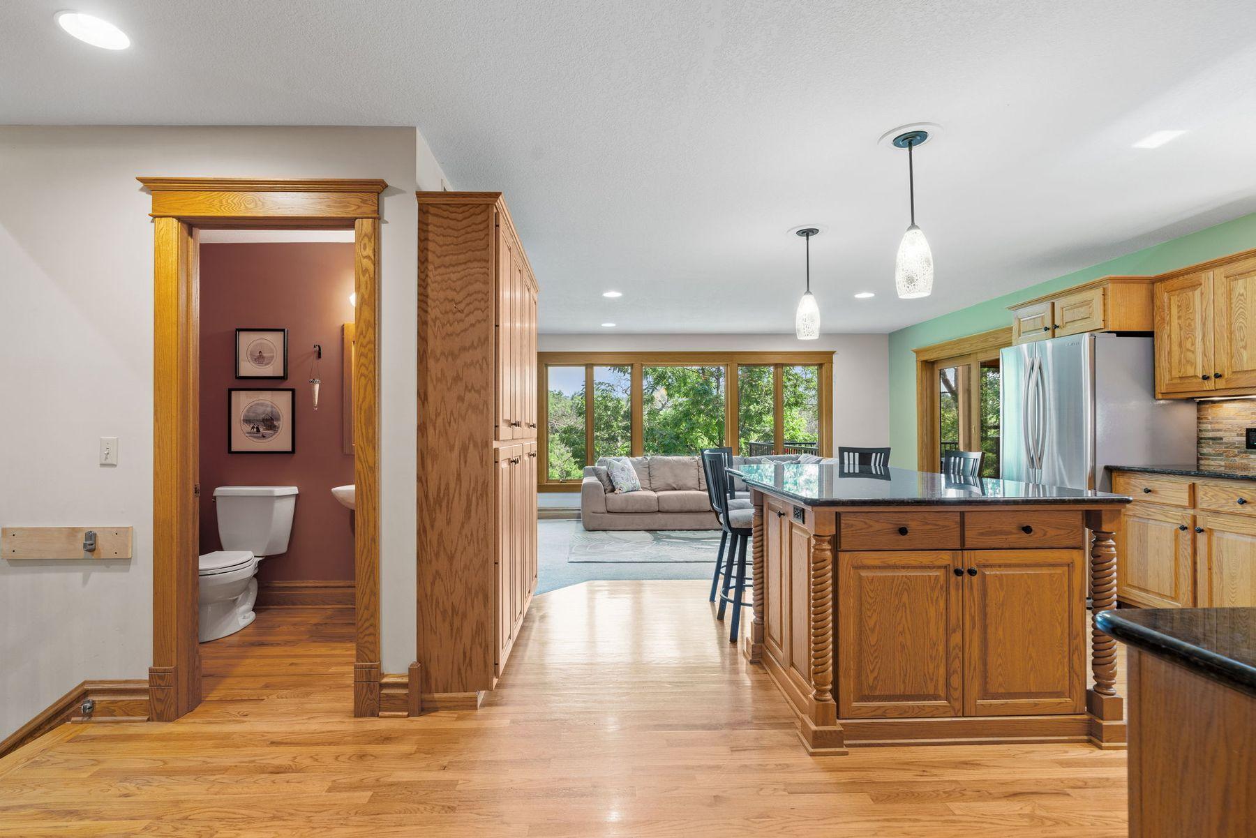6 Deer Ridge Road
