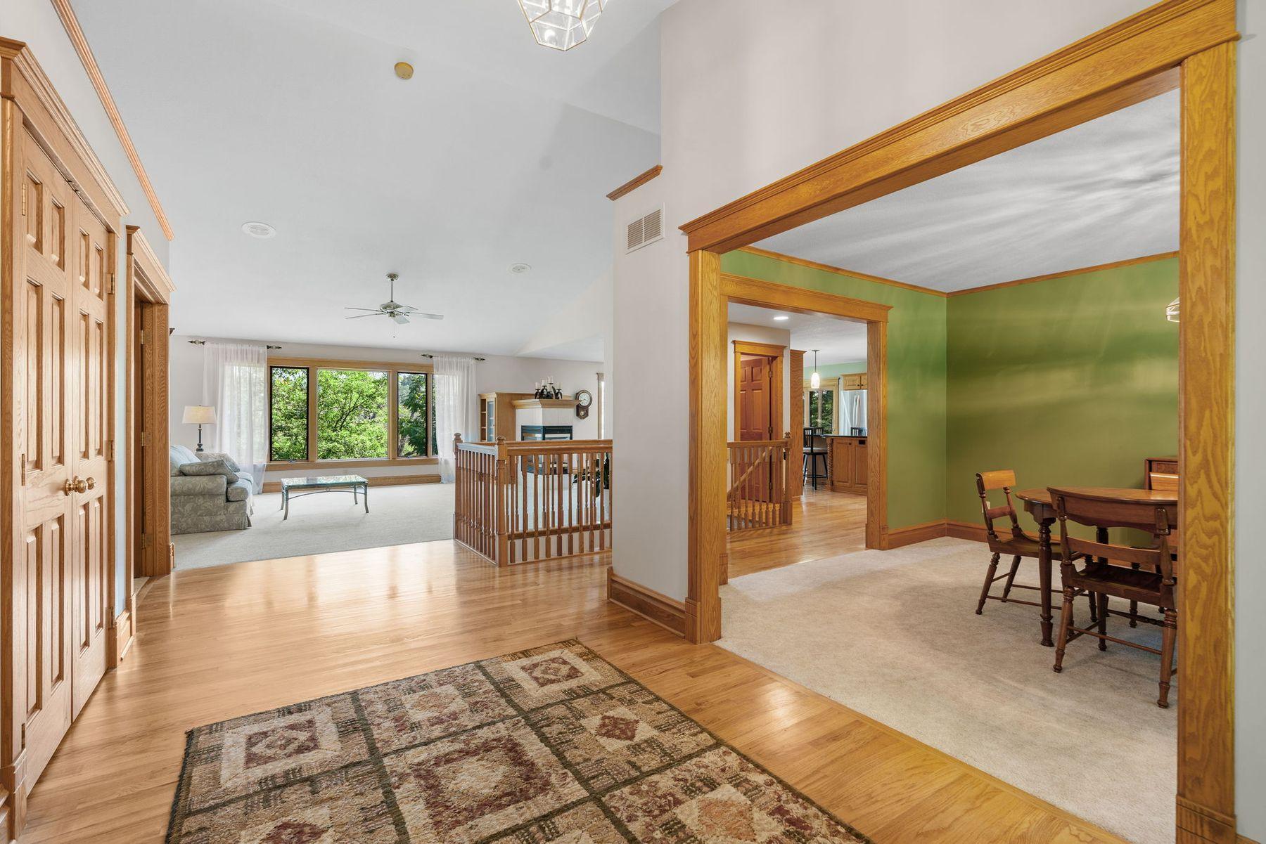 6 Deer Ridge Road