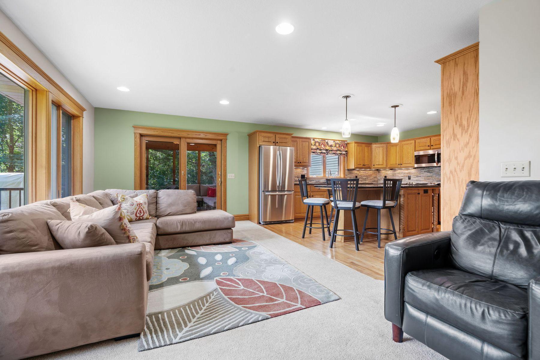 6 Deer Ridge Road