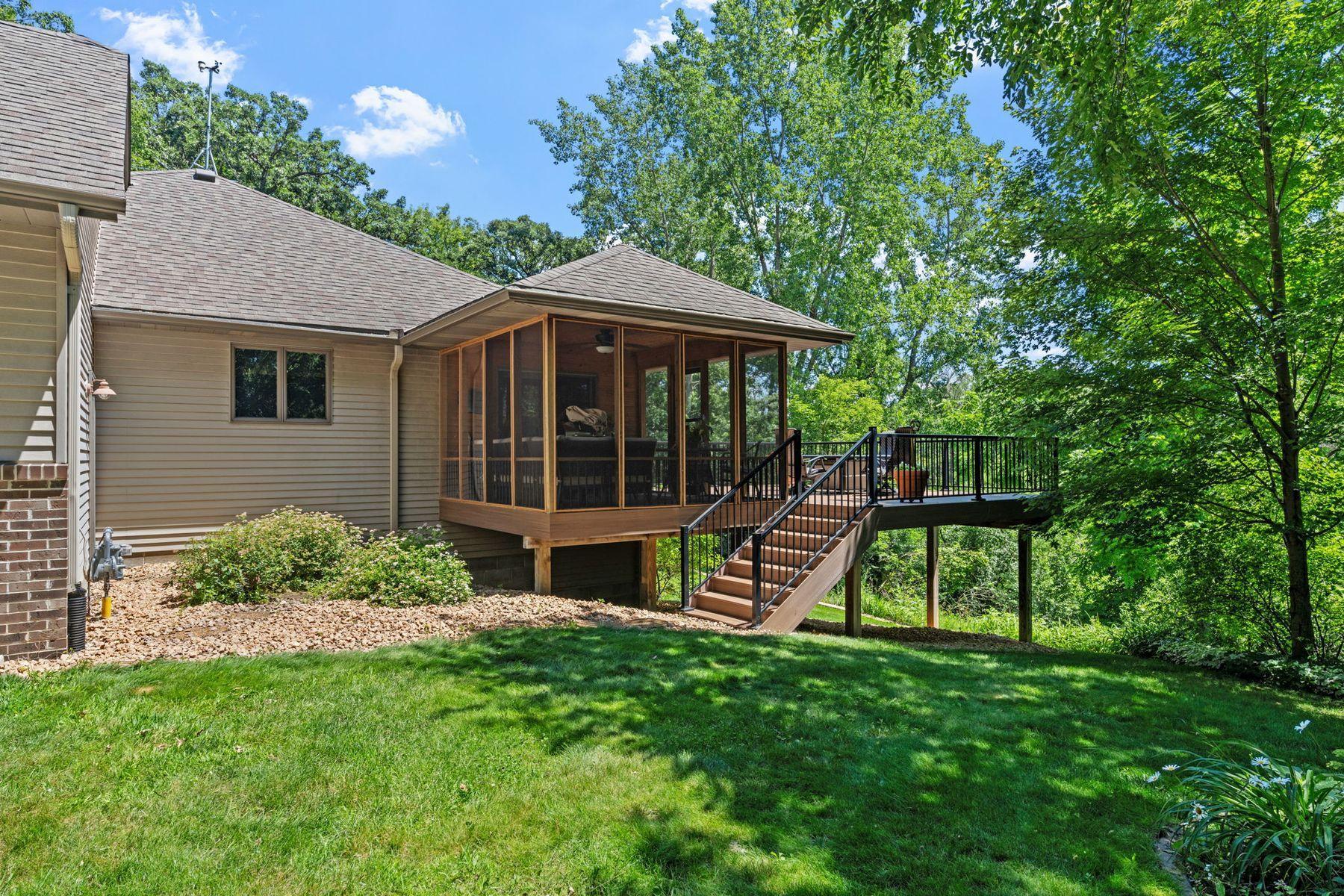 6 Deer Ridge Road