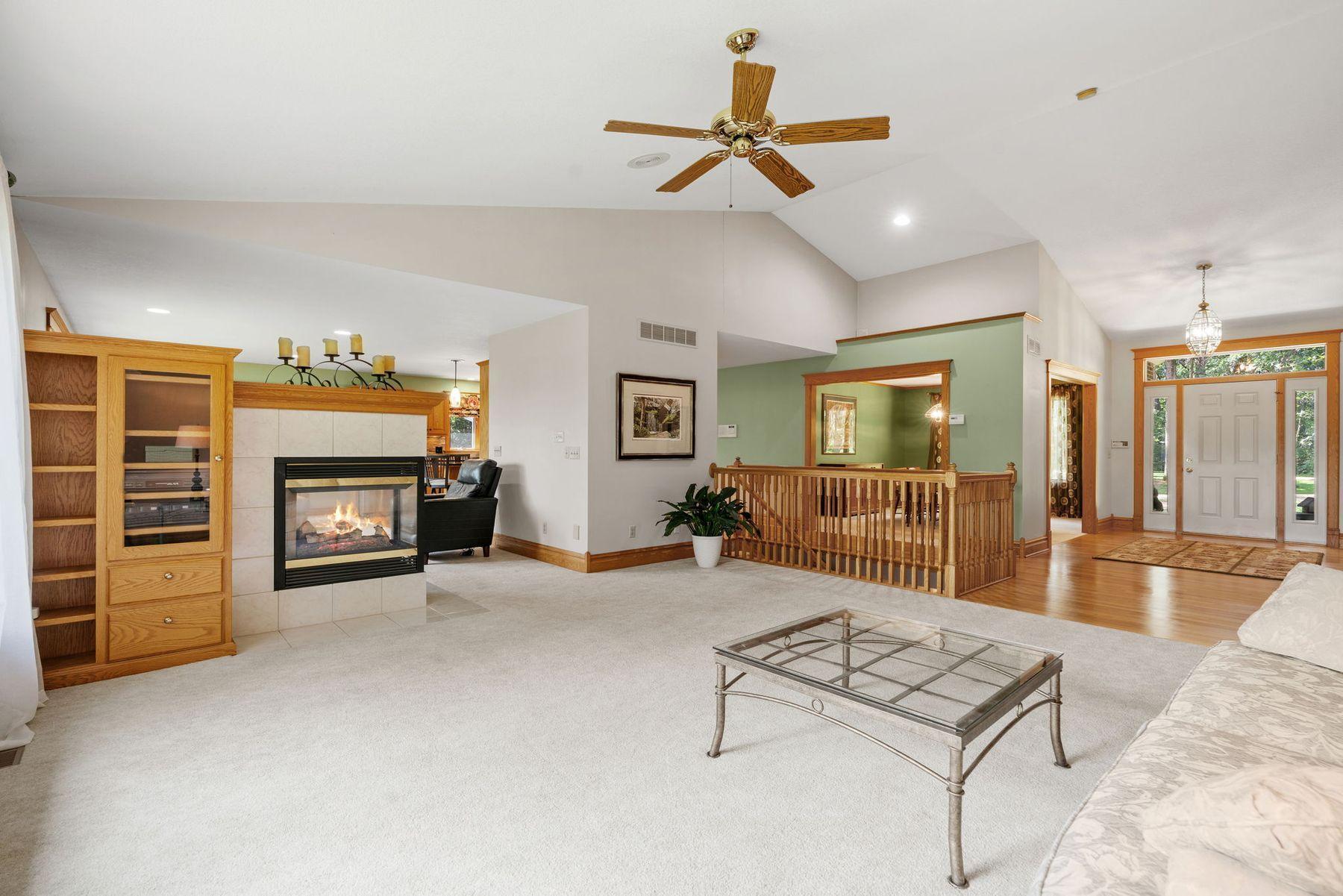 6 Deer Ridge Road